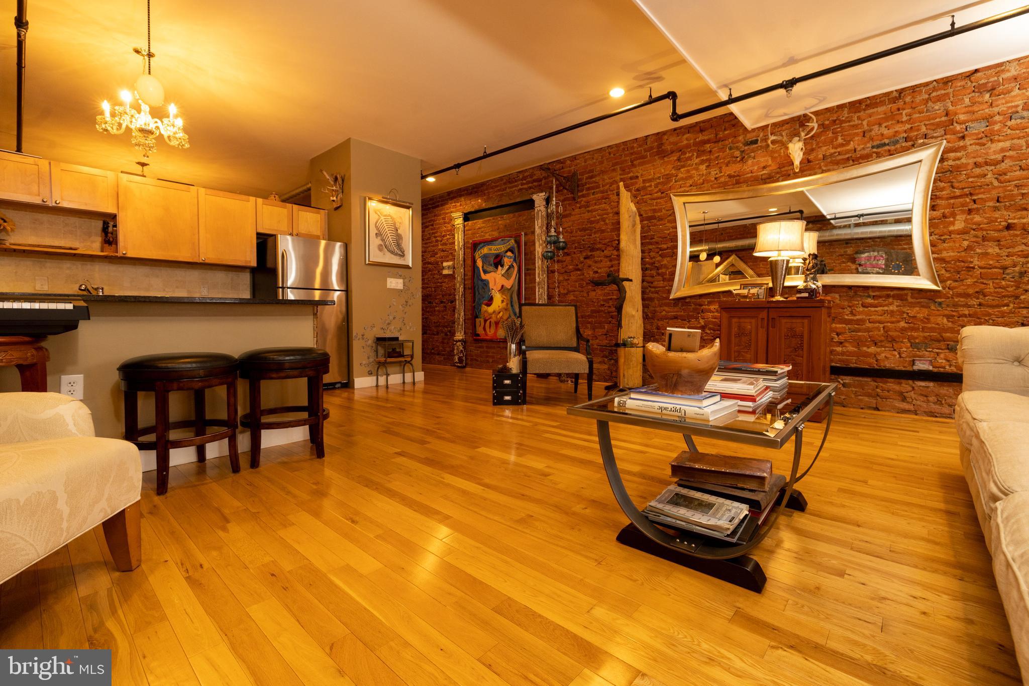 OLD CITY - Residential Lease