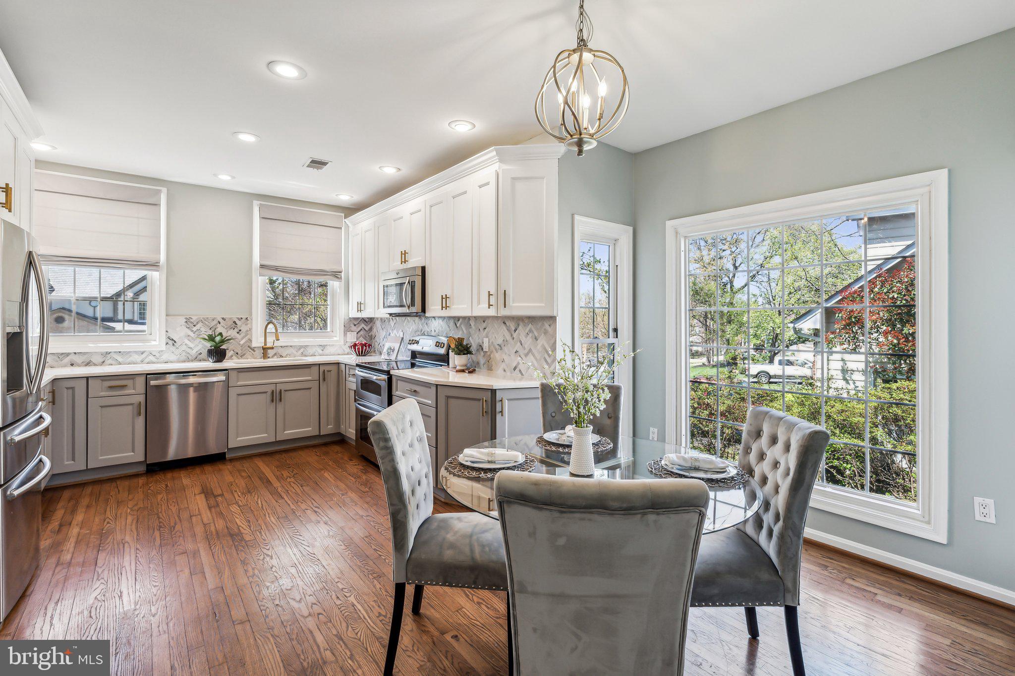 ASHBURN FARM - Residential