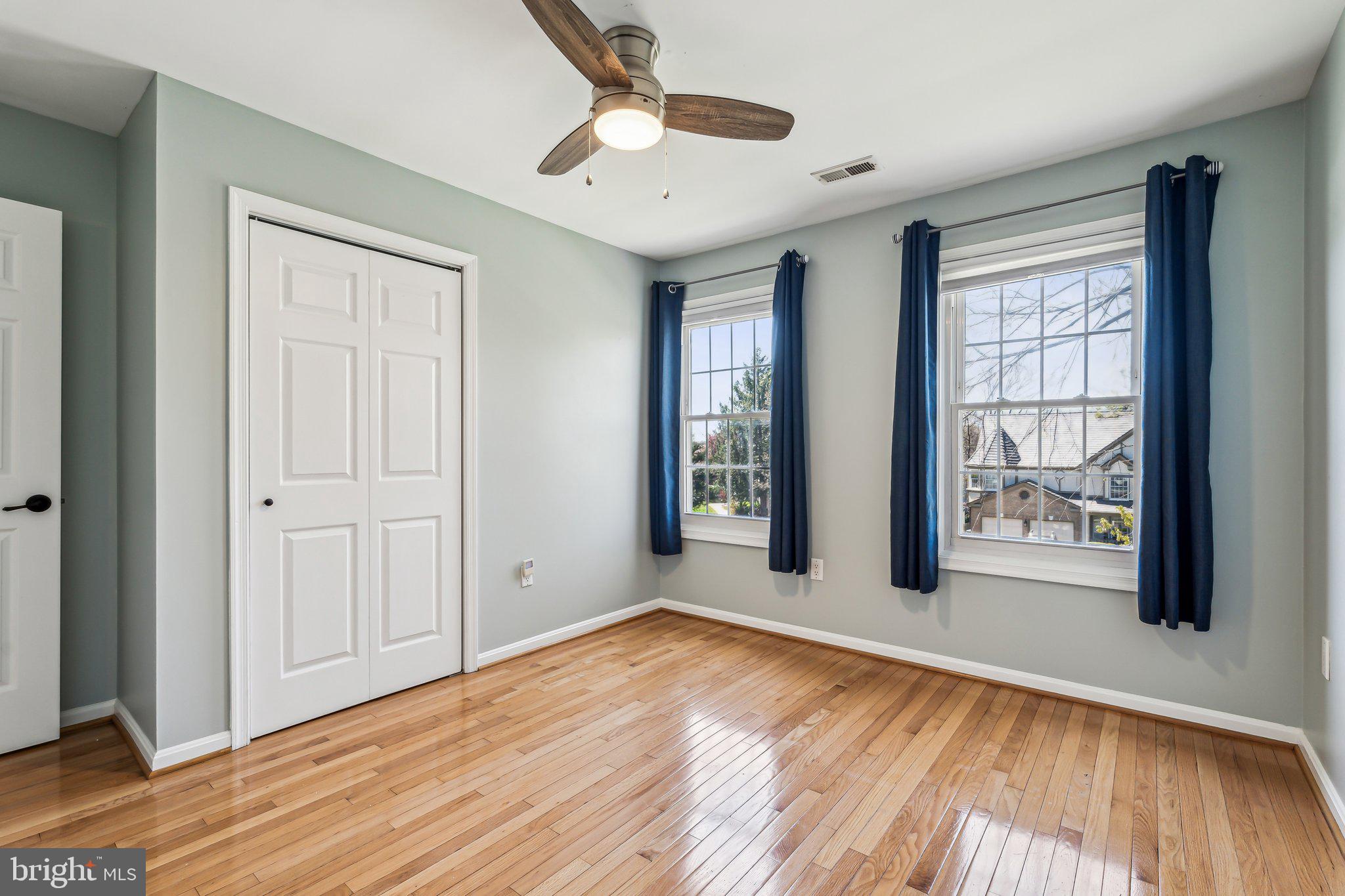 ASHBURN FARM - Residential