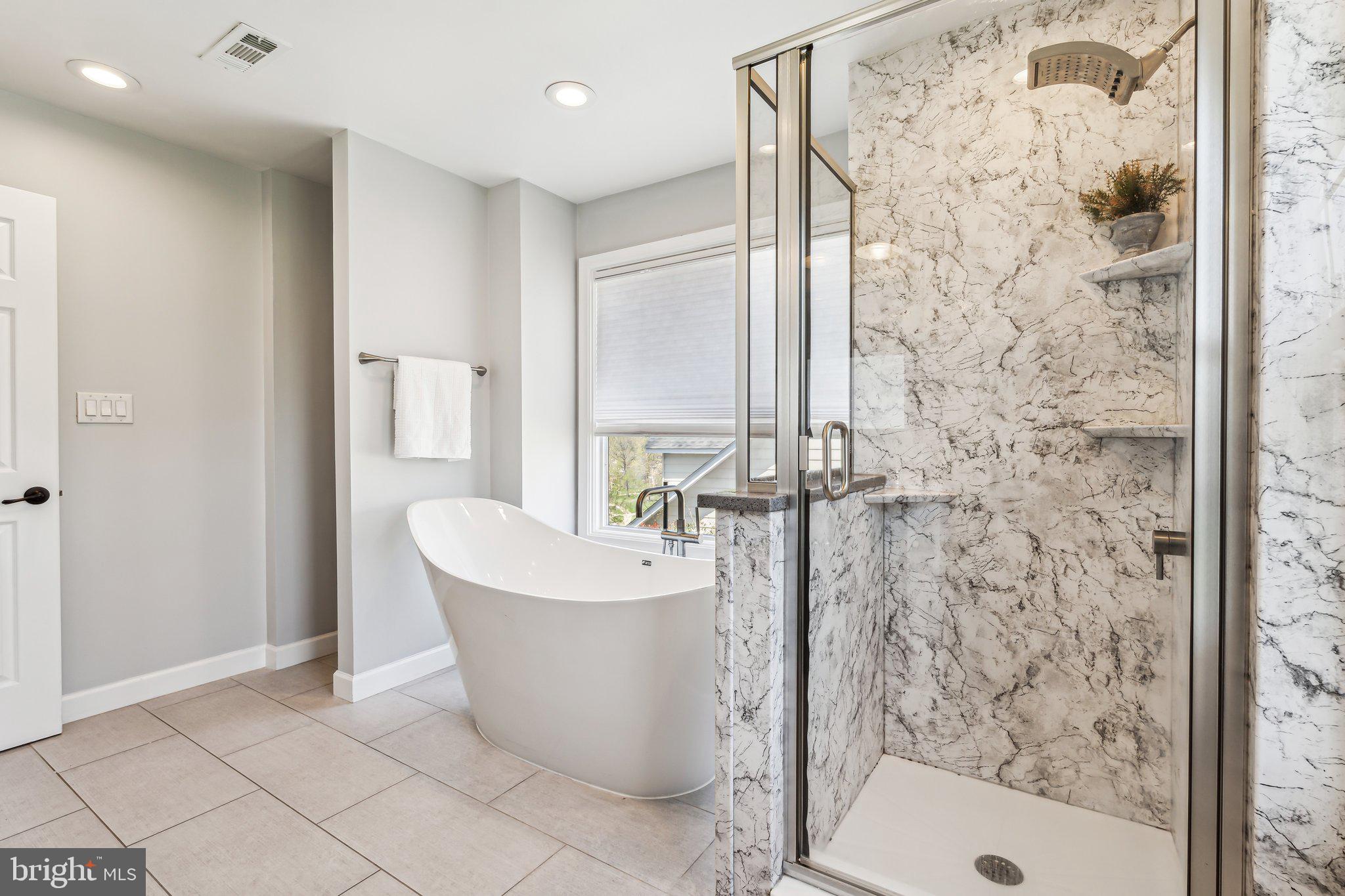 ASHBURN FARM - Residential