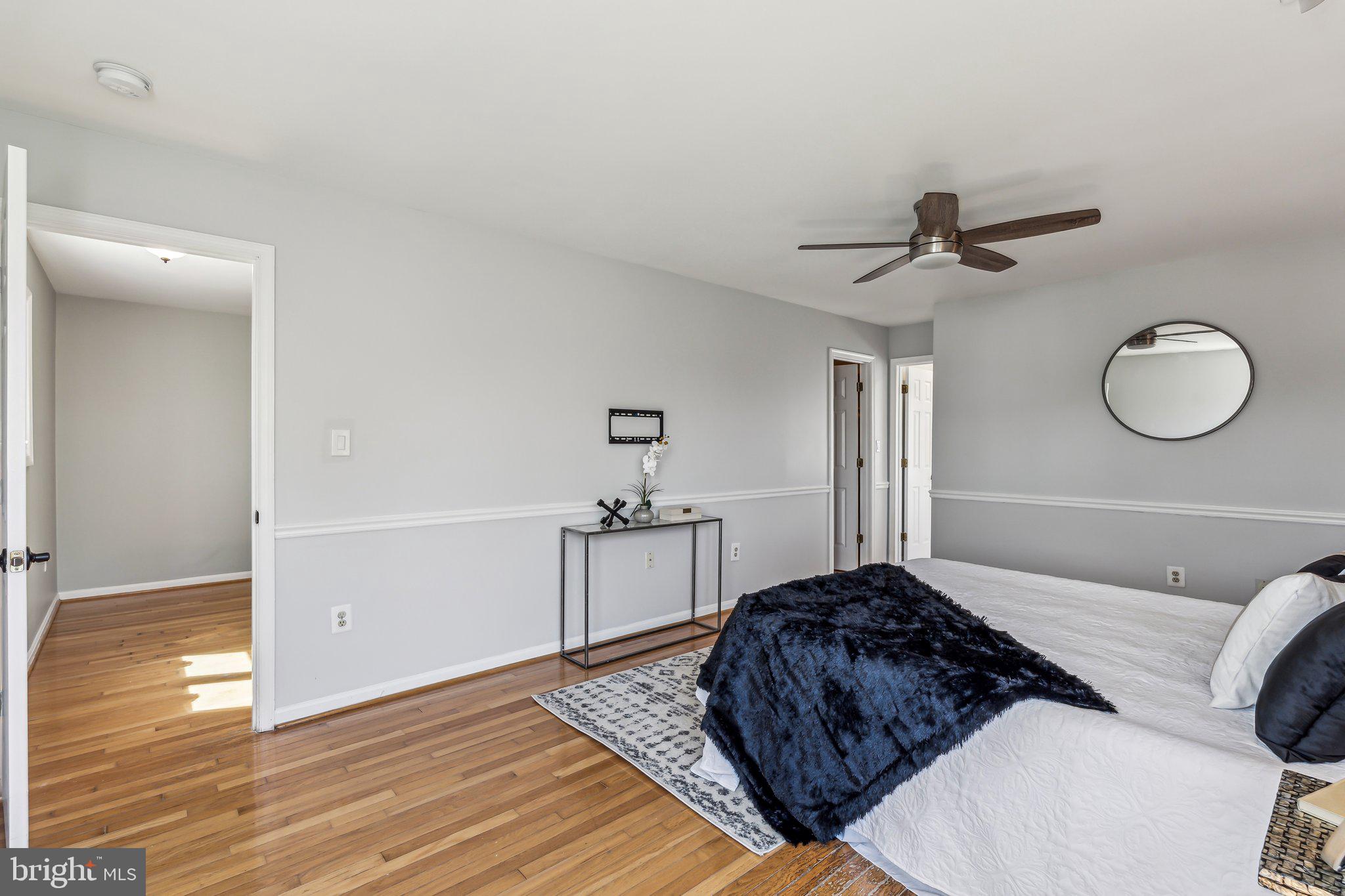 ASHBURN FARM - Residential