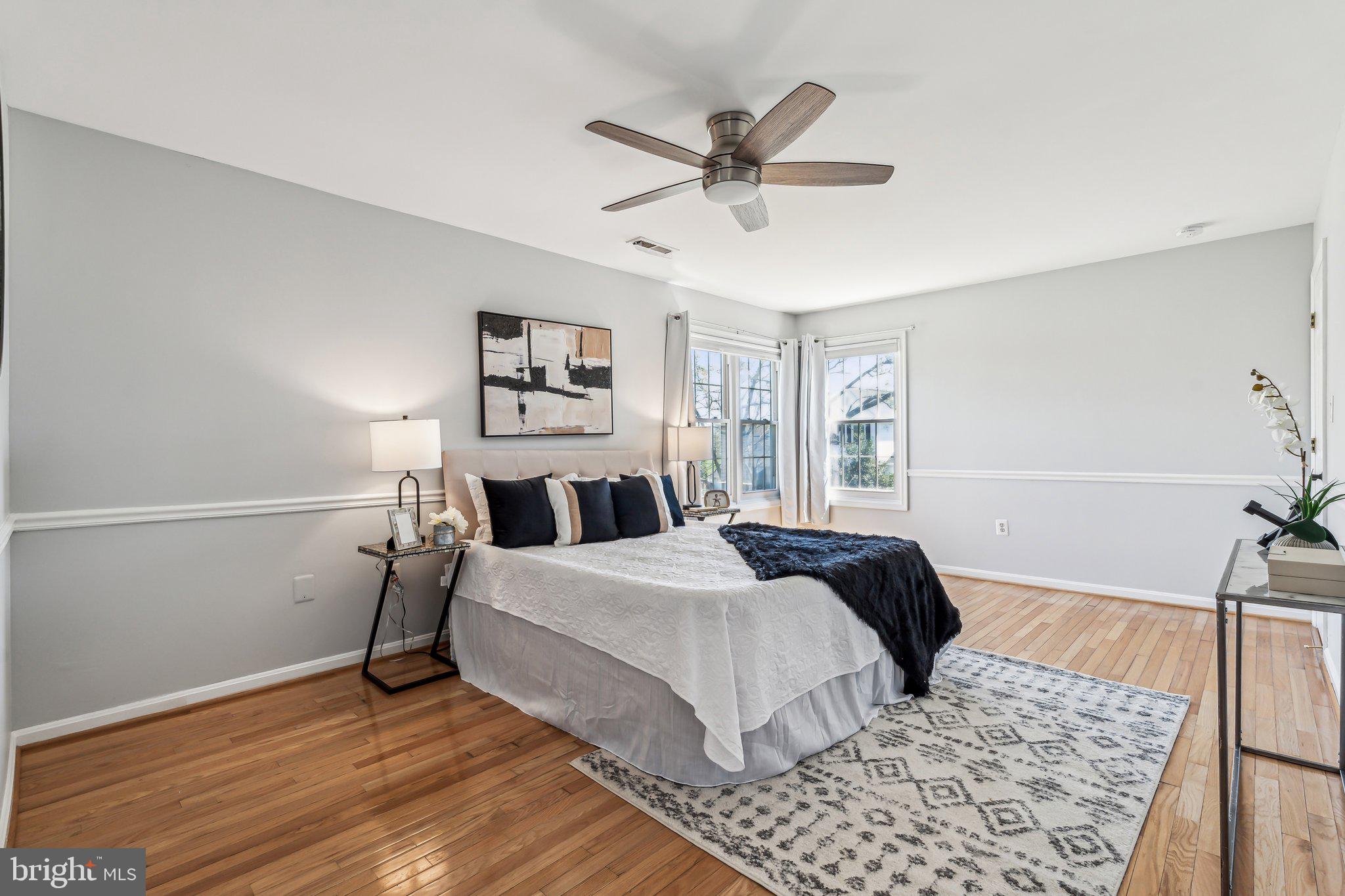 ASHBURN FARM - Residential