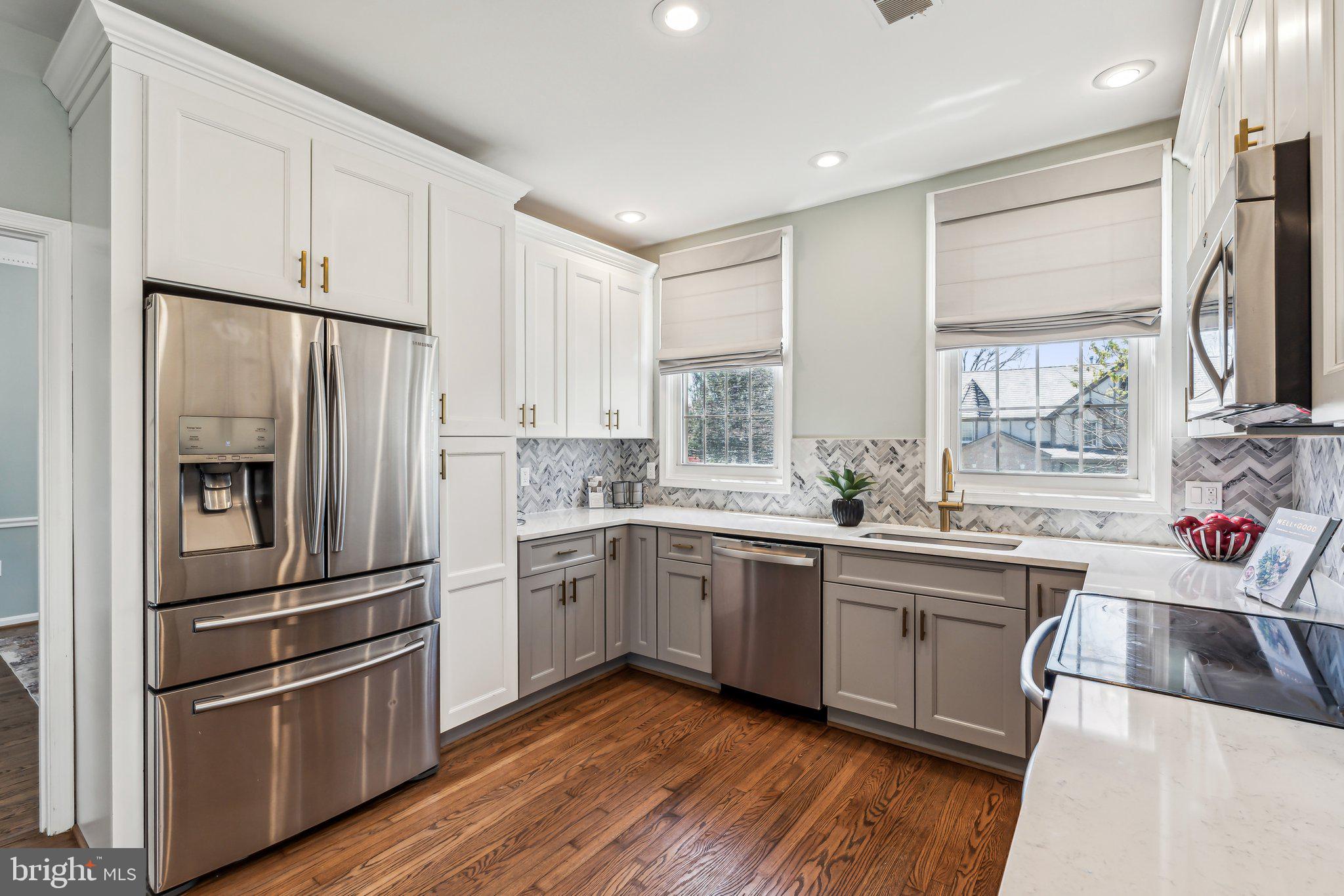 ASHBURN FARM - Residential