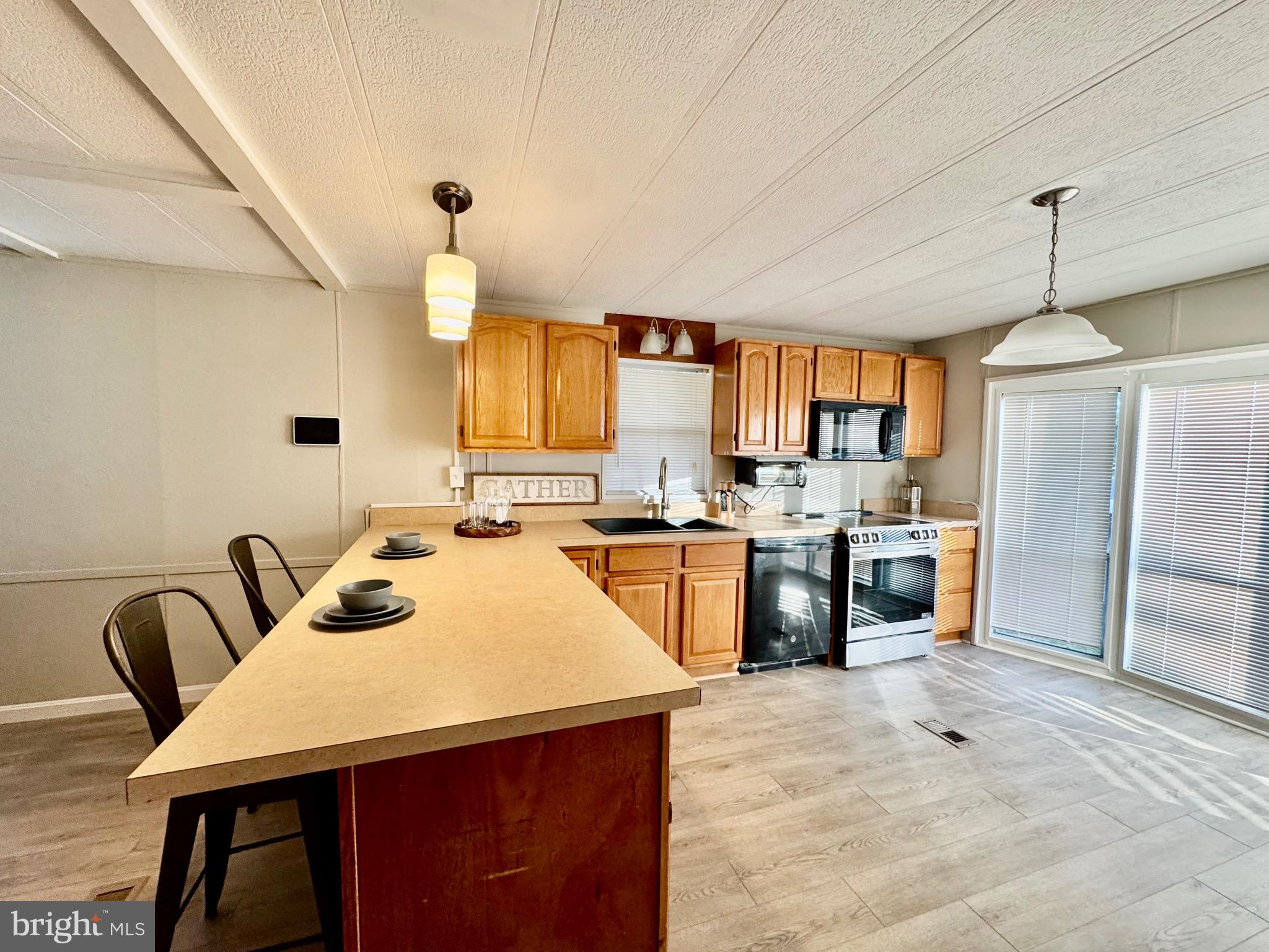 WAYSONS CORNER - Residential