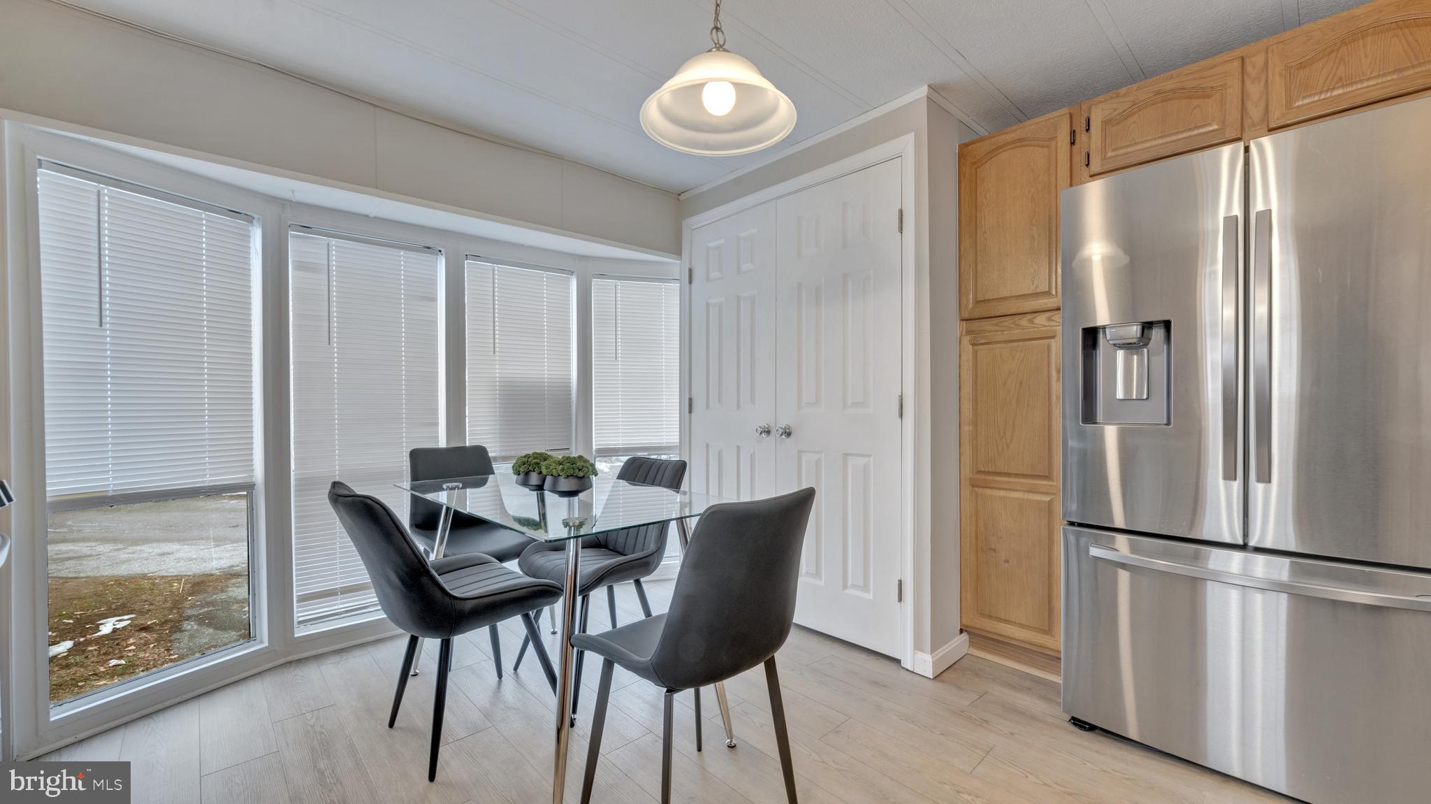 WAYSONS CORNER - Residential