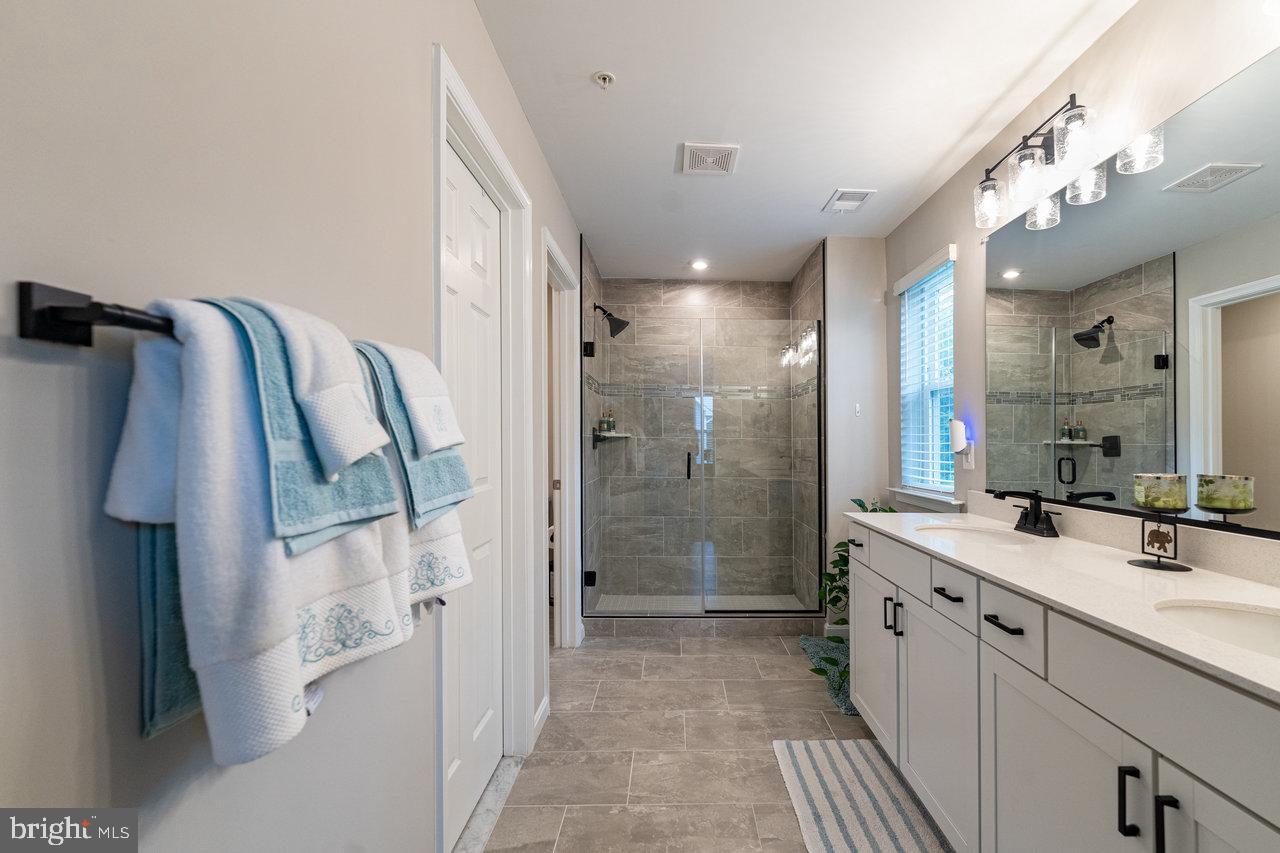 HAGERS CROSSING - Residential