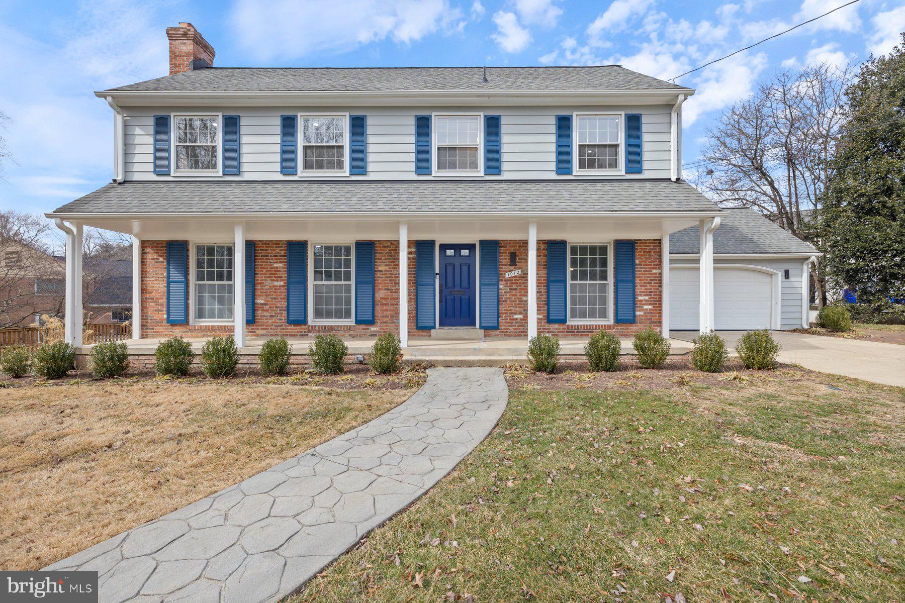 This beautifully updated Colonial-style home offers the perfect combination of classic elegance and contemporary convenience. Situated on a spacious lot, this inviting residence features four generously sized bedrooms and two and a half bathrooms, providing ample space for comfortable living.
After admiring the front porch, step inside to be greeted by gleaming hardwood floors that flow throughout the main and upper levels, adding warmth and character to the home. The finished basement, complete with luxury vinyl plank flooring, offers additional versatile living space.
Designed for both functionality and style, the well-appointed kitchen is a dream for any home chef. It seamlessly connects to the living and dining areas, creating an ideal setting for entertaining guests or enjoying quiet evenings at home. The attached garage and spacious driveway ensure plenty of parking and added convenience.
Nestled in the desirable Old Farm community with easy access to major commuting routes and close to local parks, shopping, dining, and recreational amenities, this home offers an exceptional lifestyle in a sought-after location.
Don’t miss your chance to own this stunning property—schedule your private tour today!