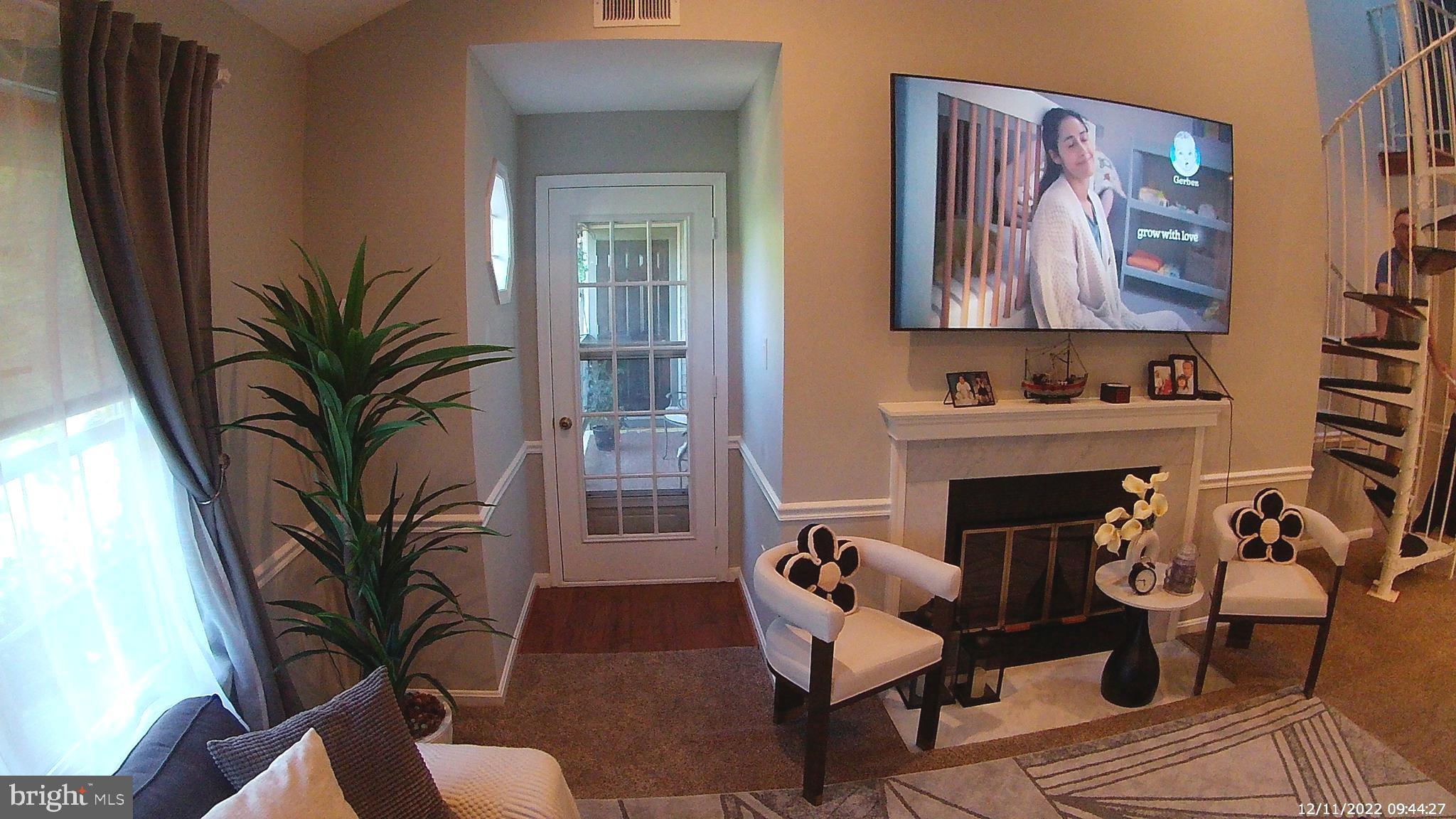 HAMPTON HOUSE - Residential