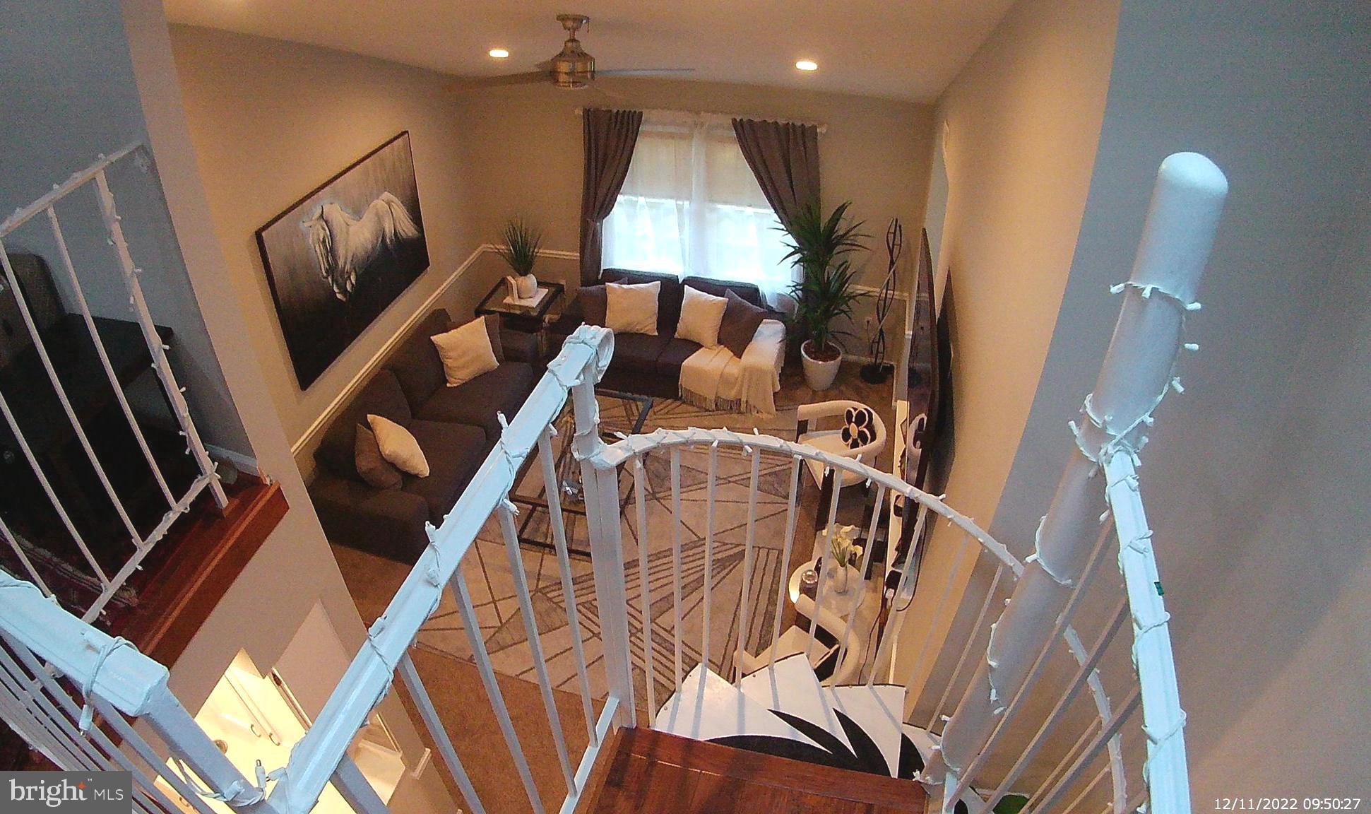 HAMPTON HOUSE - Residential