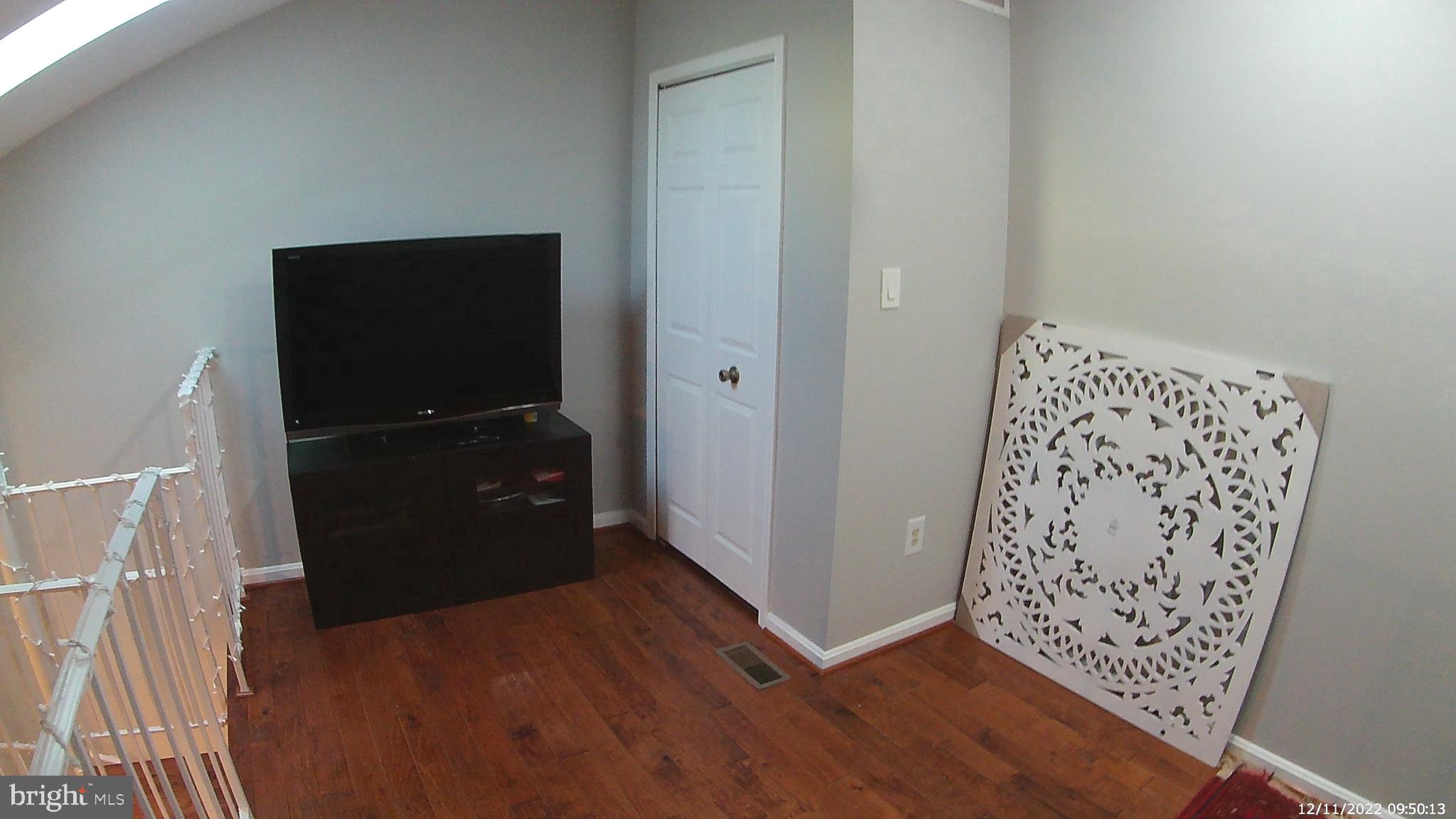 HAMPTON HOUSE - Residential