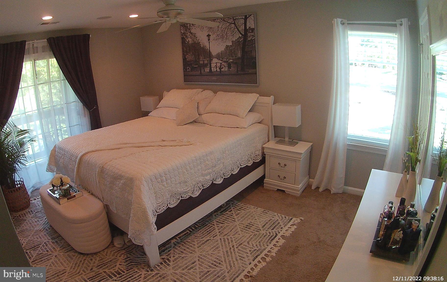 HAMPTON HOUSE - Residential