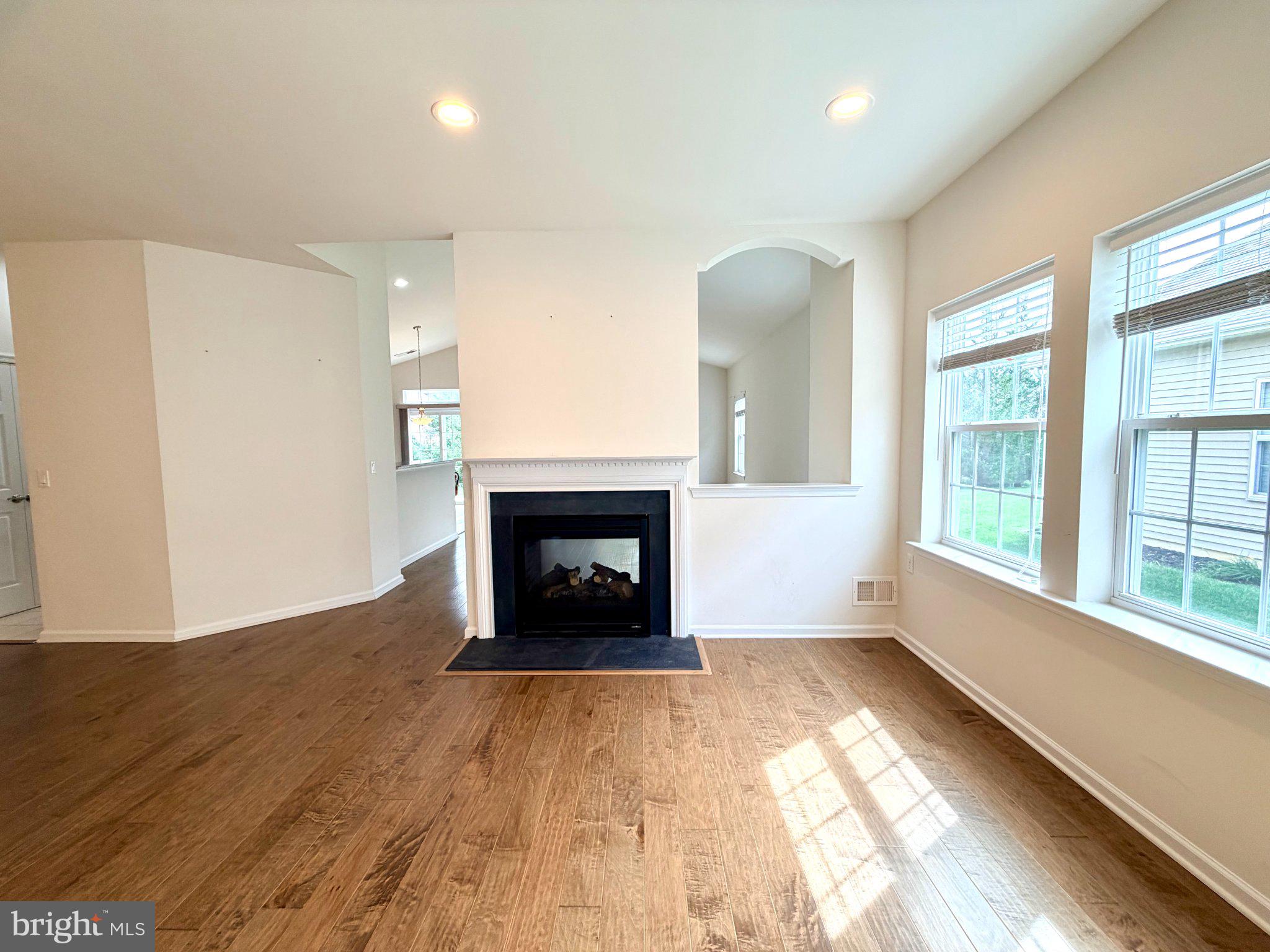 37 MURANO DRIVE