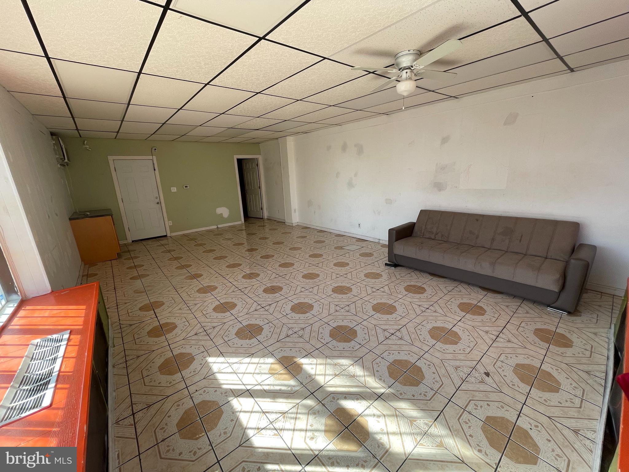 Welcome to this unique opportunity to own a versatile property that combines residential comfort with a profitable business space, offering both a cozy living space and a solid income stream.
The spacious 1-bedroom apartment is filled with natural light and offers great finishes, perfect for relaxation or entertaining. With a well-sized living area, a comfortable bedroom, and a clean, functional kitchen, this apartment is ideal for an individual or couple. The space also includes ample storage and charming details that make it a welcoming home.
The property is currently generating $1,950 in monthly rental income, making this property a great investment. The storefront is located in a high-traffic area, providing excellent visibility and easy access for customers. The open layout of the storefront allows for various business possibilities, from retail to office space or a service-oriented business.
With a combined income from both the apartment and the storefront, this property presents a rare opportunity for steady cash flow in a sought-after location. Don't miss out on this chance to invest in both a wonderful home and a thriving business space!
Contact us today to schedule a viewing and see the potential for yourself!
Pictures are from when the units were empty please contact the listing agent for updated photos This property is apart of a multi property portfolio, investors that wish to acquire all properties are eligible for a discount
PAPH2431438, PAPH2431436, PAPH2431432,PAPH2431428,PAPH2431426, PAPH2431418, PAPH2431416, PAPH2431412, PAPH2431410, PAPH2431406, PAPH2431402