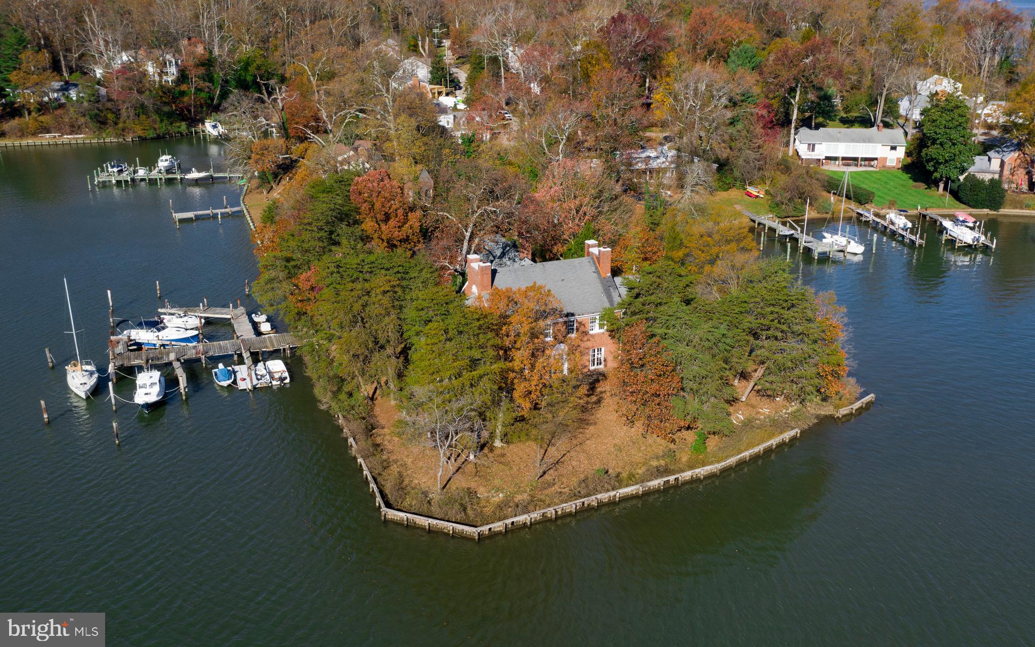 ANNAPOLIS ROADS - Residential