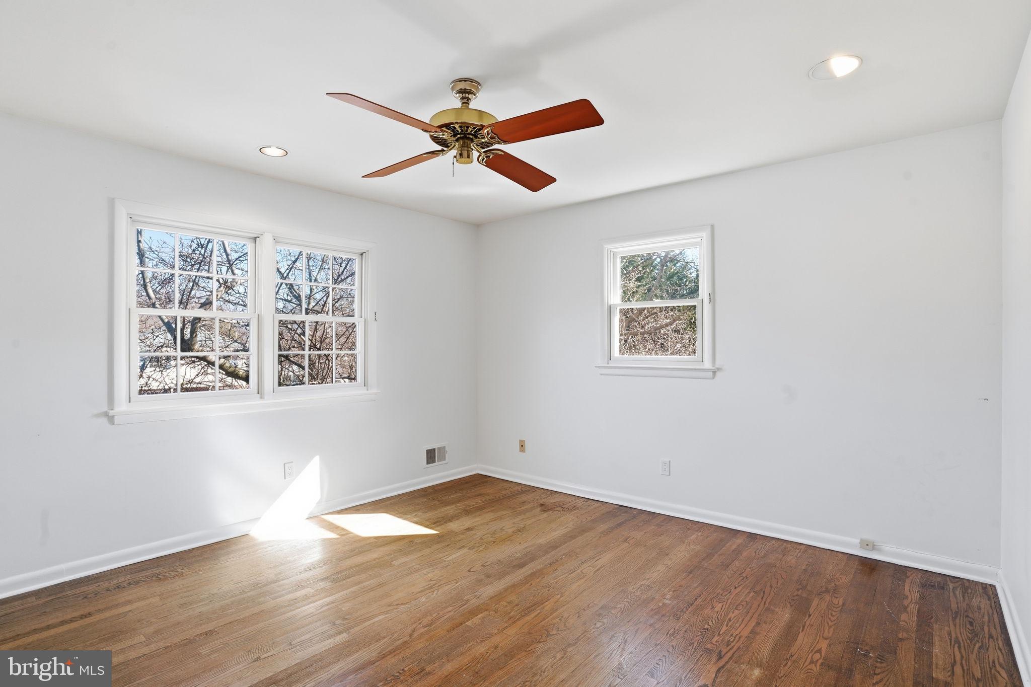 ADMIRAL HEIGHTS - Residential