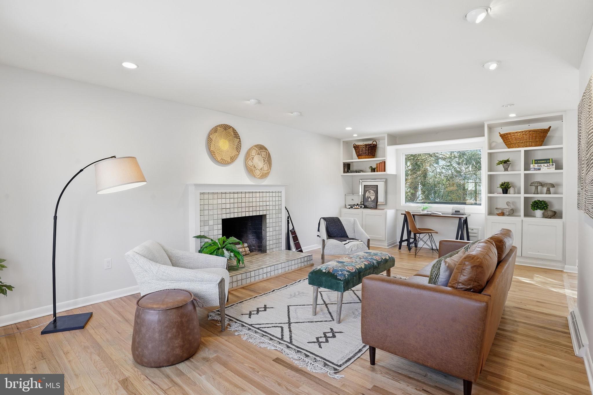 ADMIRAL HEIGHTS - Residential