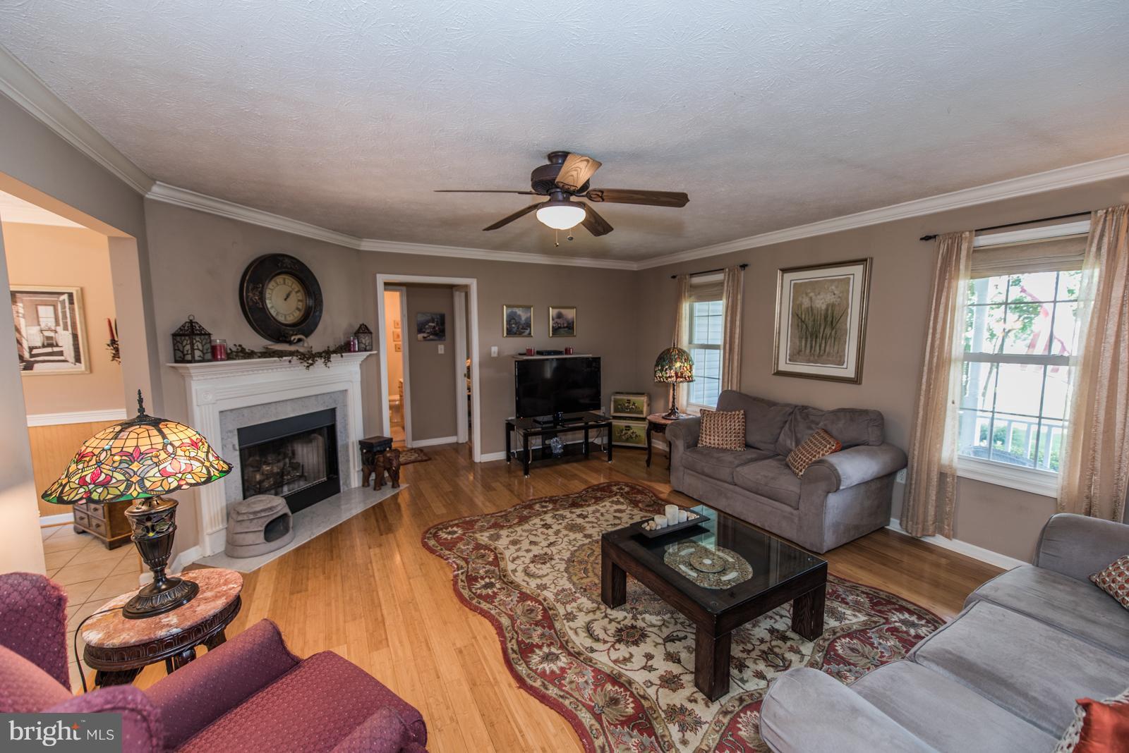 BRIAR RUN - Residential