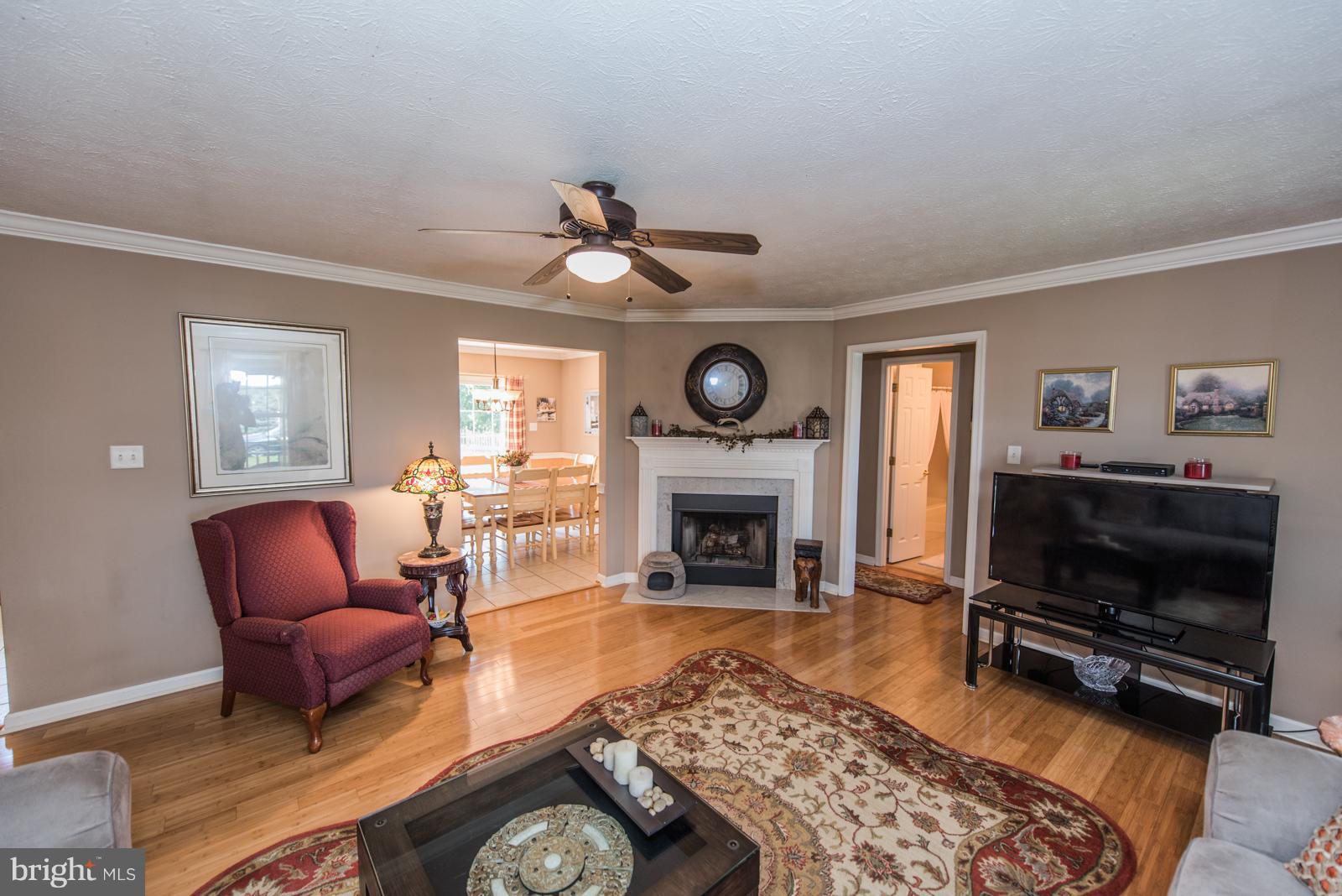 BRIAR RUN - Residential