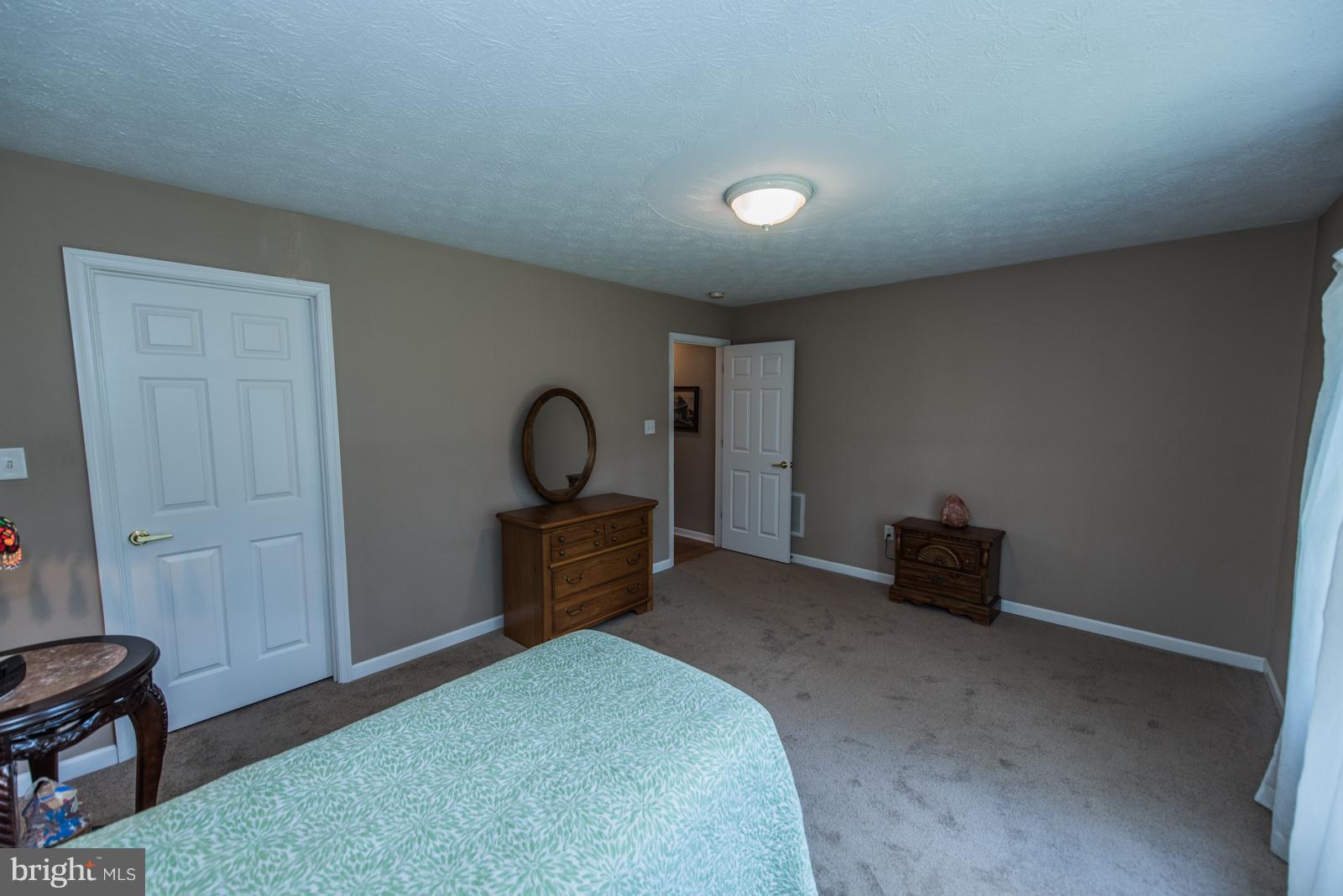 BRIAR RUN - Residential