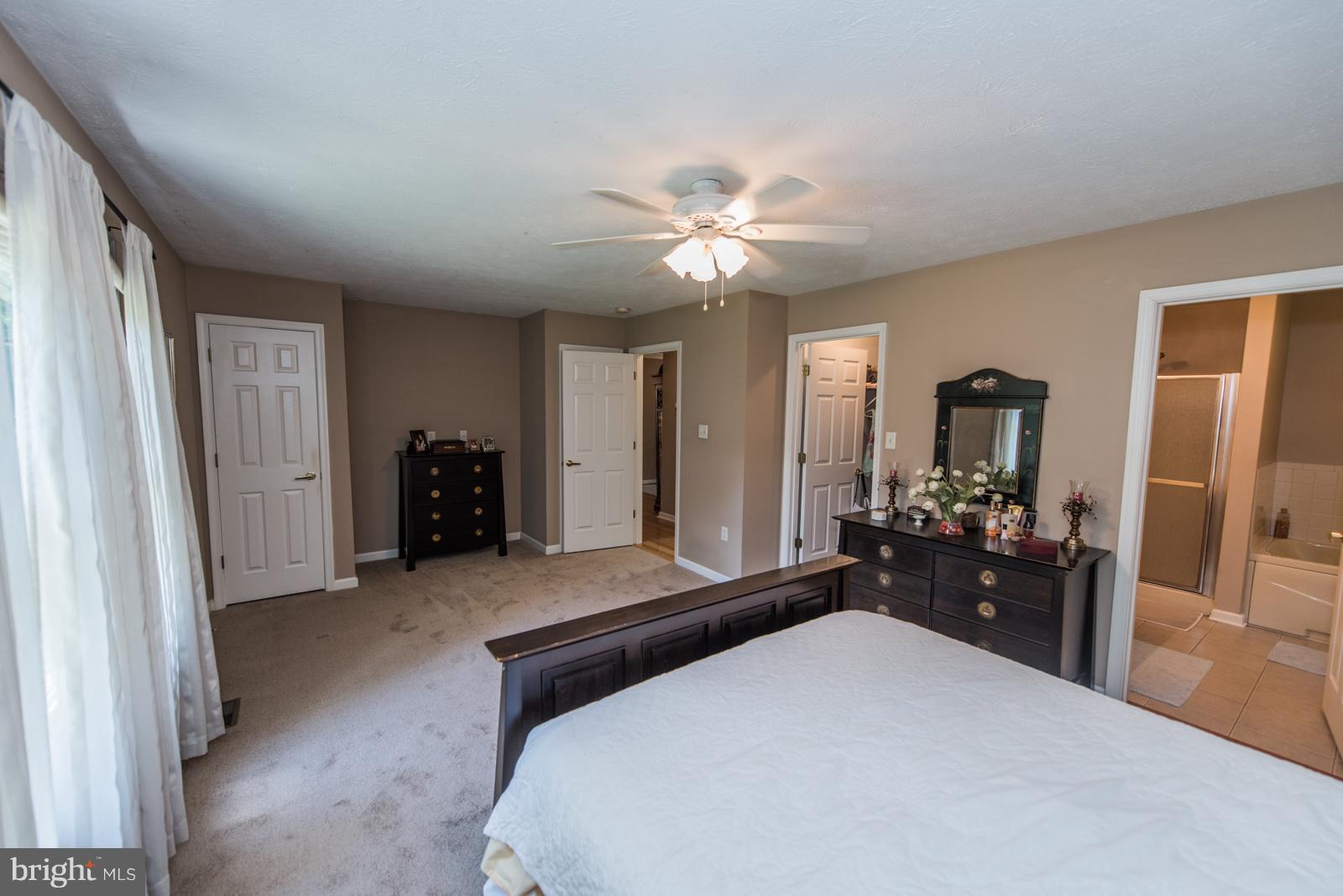 BRIAR RUN - Residential