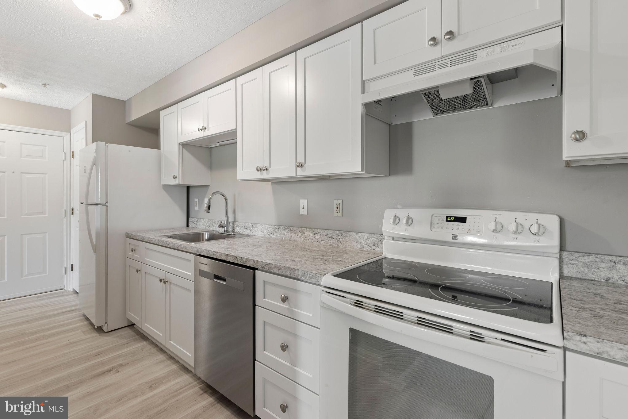 BRENTWOOD PARK - Residential