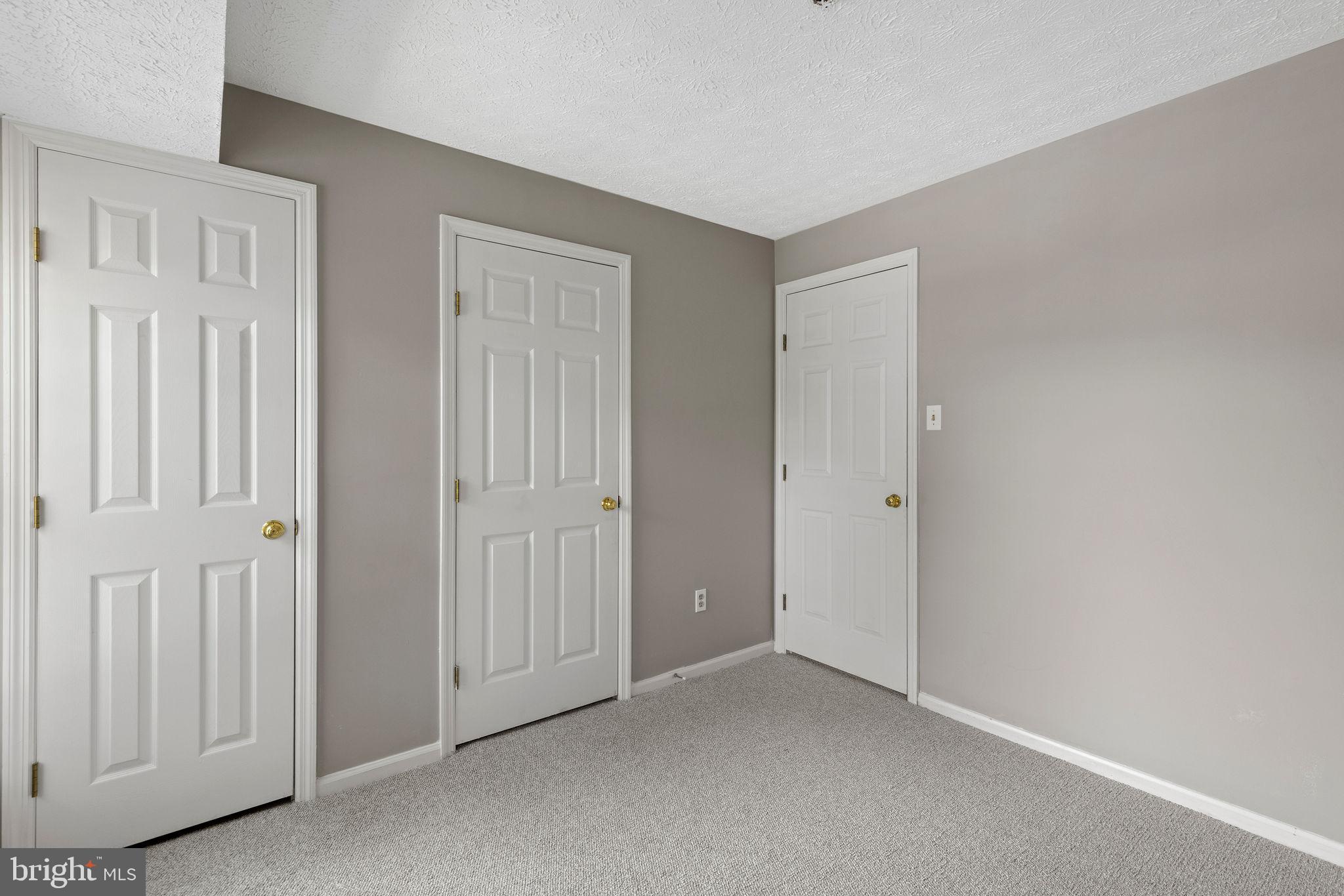 BRENTWOOD PARK - Residential