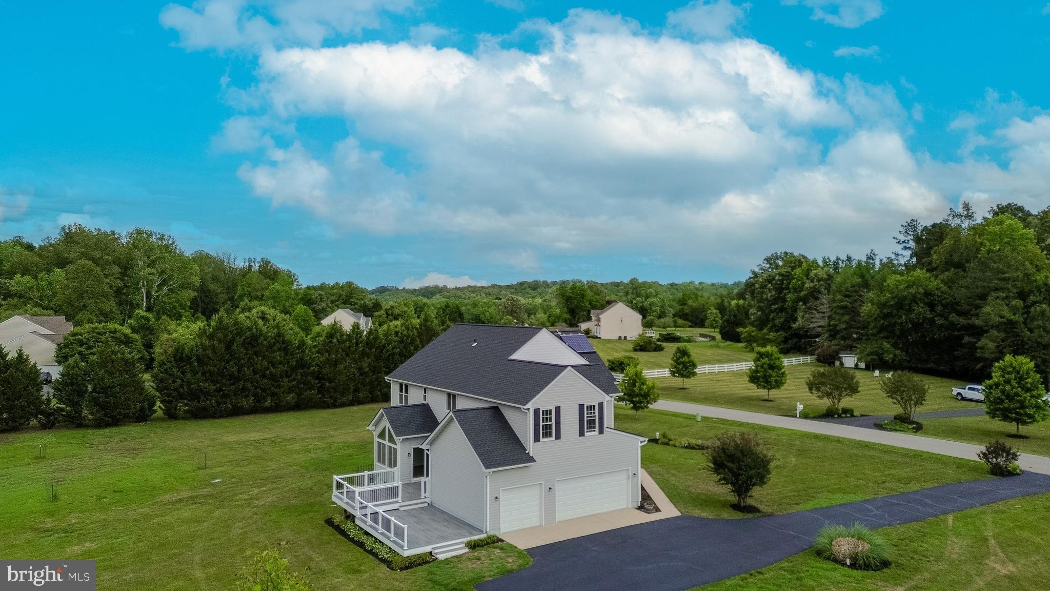 12438 WHISPER CREEK COURT