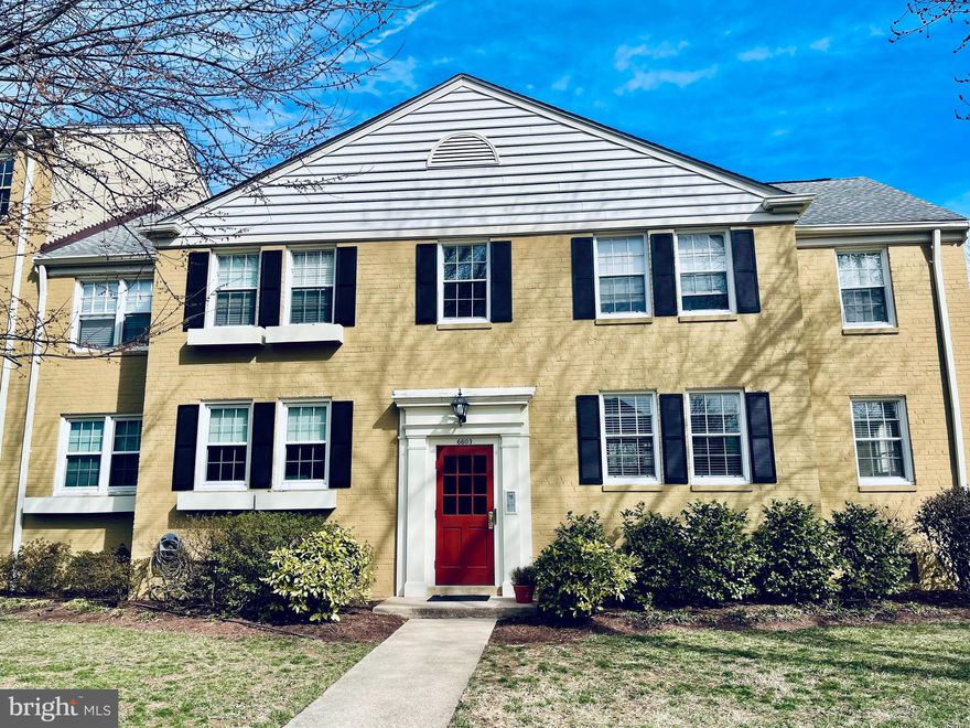 Adorable and spacious one bedroom condo in beautiful Belle View location. Enjoy the updated kitchen with coffee bar, granite counters and stainless appliances. An open living and dining room combination is flooded with all day natural sunlight from east to west, gleaming parquet flooring, newer painting, light fixtures and HVAC system throughout. The large bedroom is adjacent to an updated full bath and  extra hallway closet. This building is equipped with laundry, secure storage unit and bike storage just one level below. Enjoy the many dining and shopping selections of the iconic Belle View Shopping Center just across the street or enjoy a leisure stroll down the gorgeous GW Parkway. Easy access to Old Town, DC and Reagan National Airport.