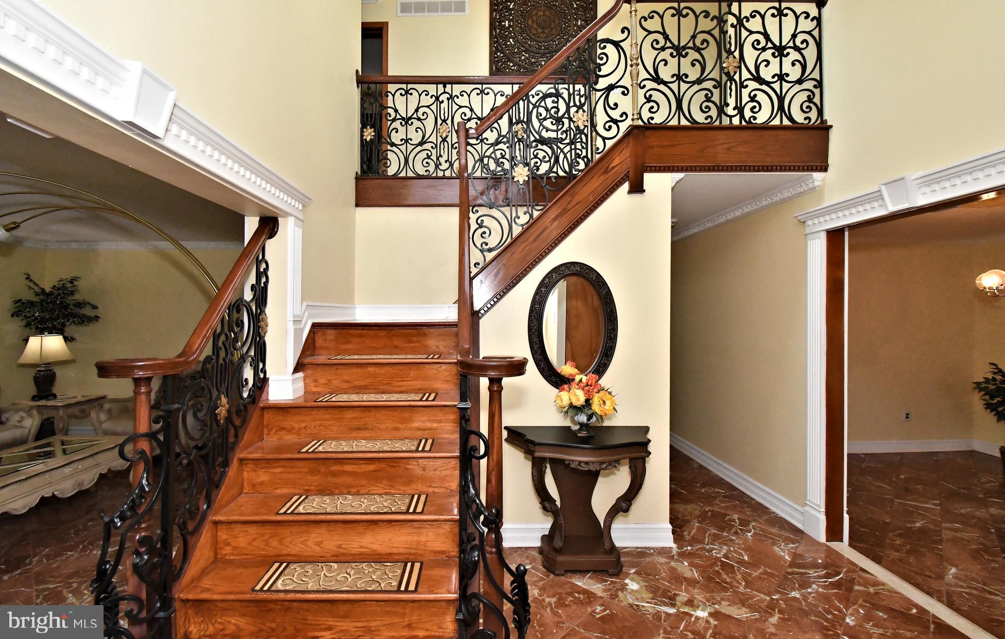 1601 CLARK DRIVE