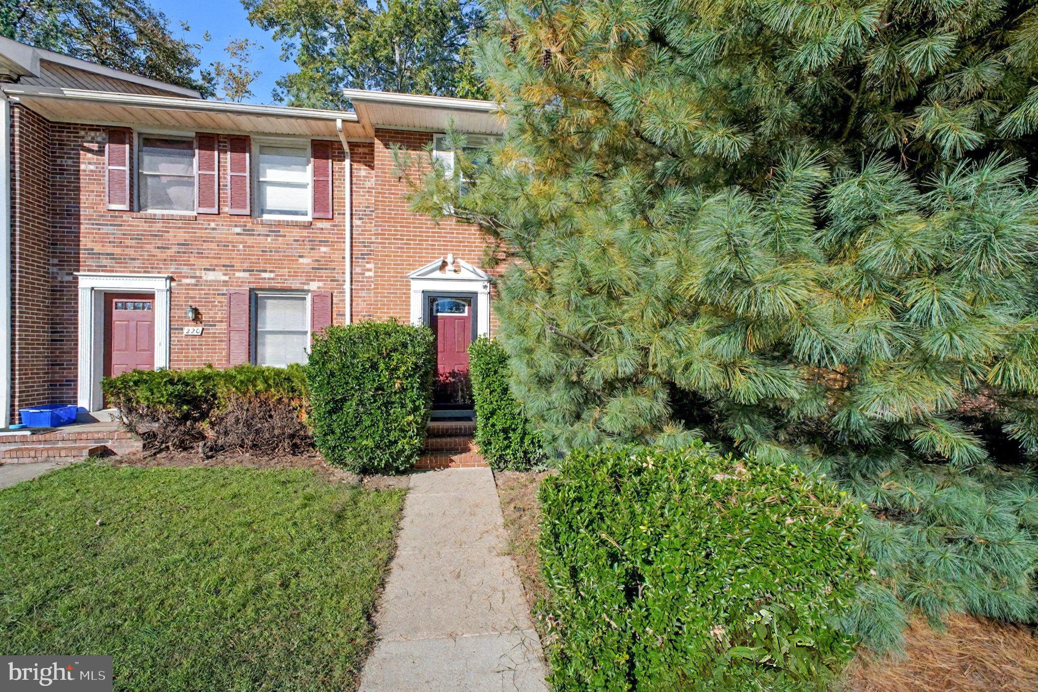 Updated end-unit townhome tucked inside Fredericksburg’s Olde Greenwich community. This home has been completely refreshed with thoughtful updates designed for everyday comfort and low-maintenance living.
Inside, you’ll find fresh paint throughout, new luxury vinyl plank flooring in the main living areas, and new carpet upstairs. The kitchen has been fully renovated with new cabinets, quartz countertops, stainless steel appliances, and a modern single-basin sink. Both full bathrooms feature new vanities, tile tub surrounds, and updated fixtures, while the half bath on the main level adds everyday convenience.
This move-in-ready property is minutes from downtown Fredericksburg, Central Park shopping, and commuter routes. It’s an ideal fit for a first-time buyer, investor, or anyone looking for an easy-to-maintain home close to everything.