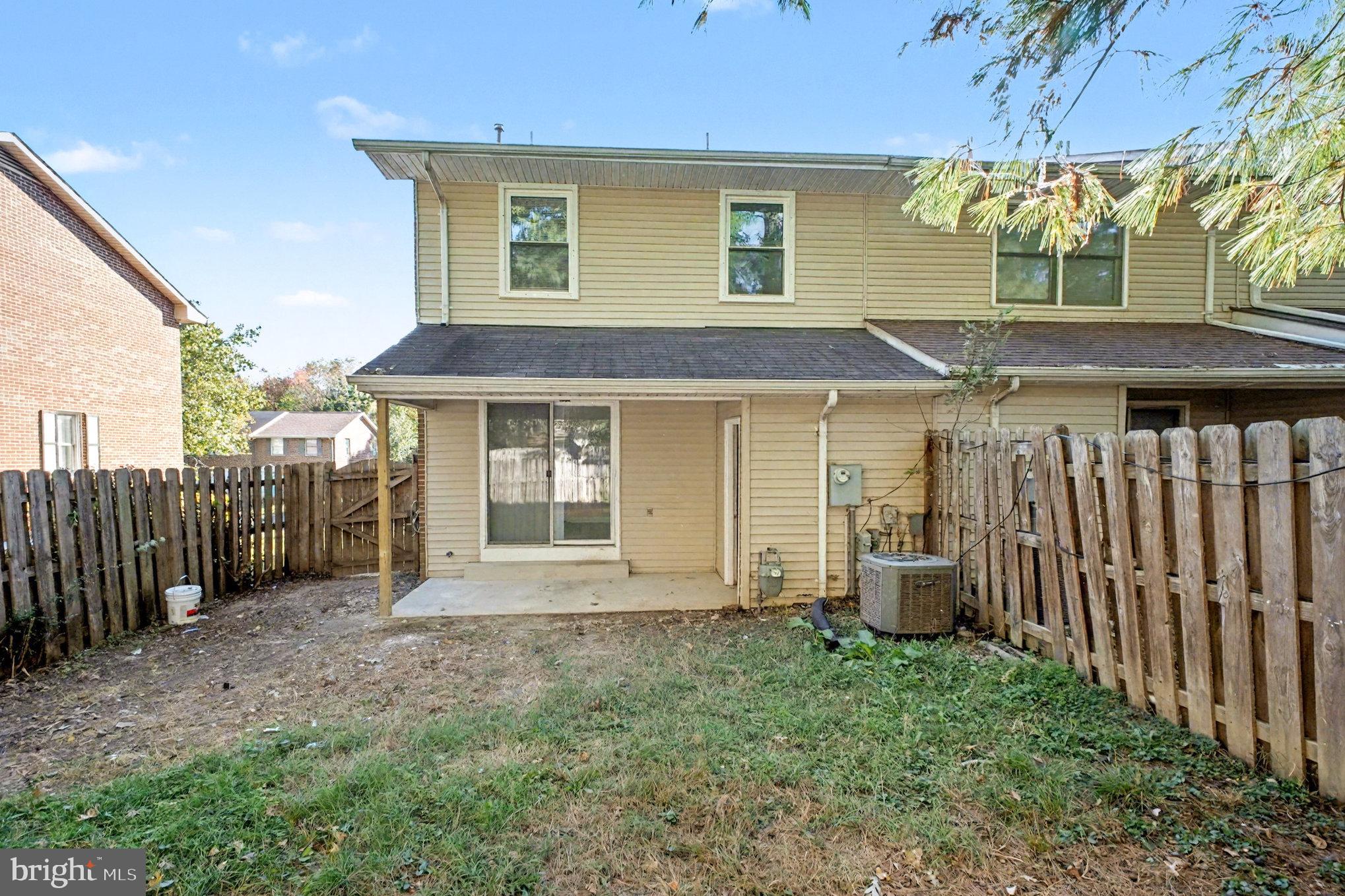 OLDE GREENWICH - Residential