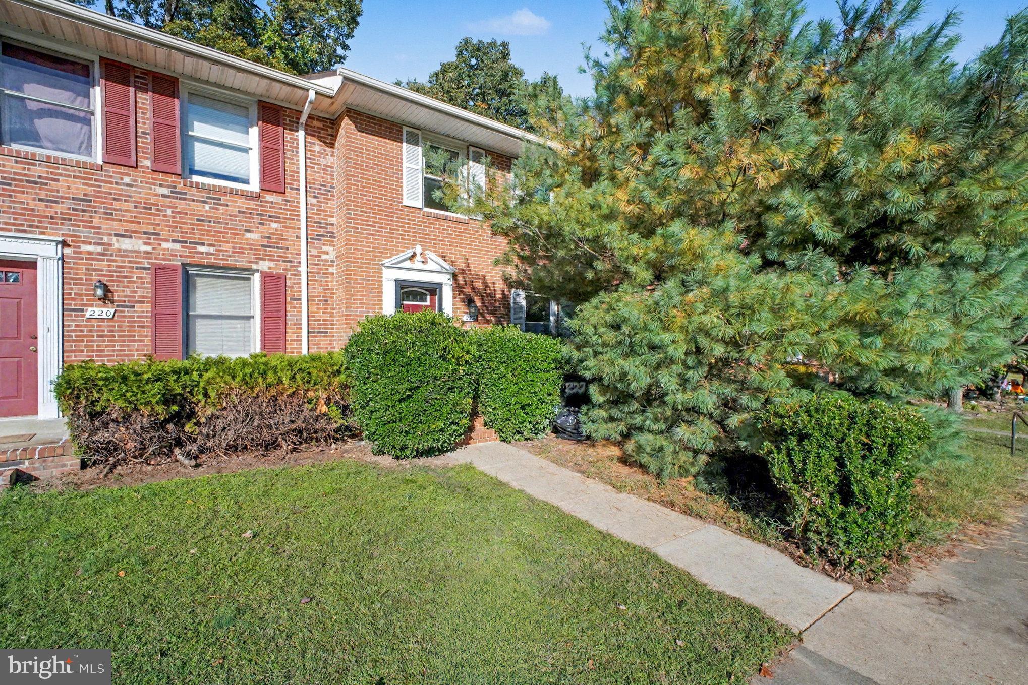 222 FARRELL LANE