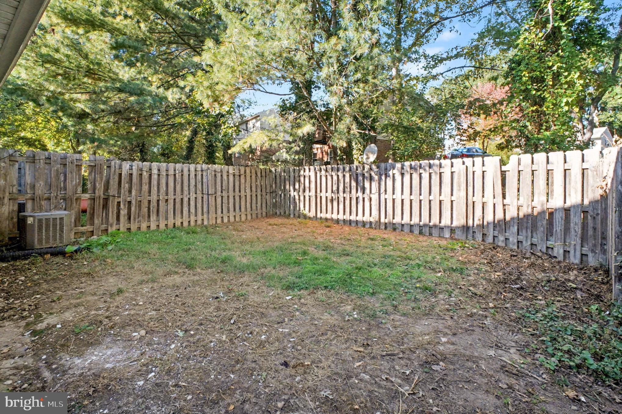 OLDE GREENWICH - Residential