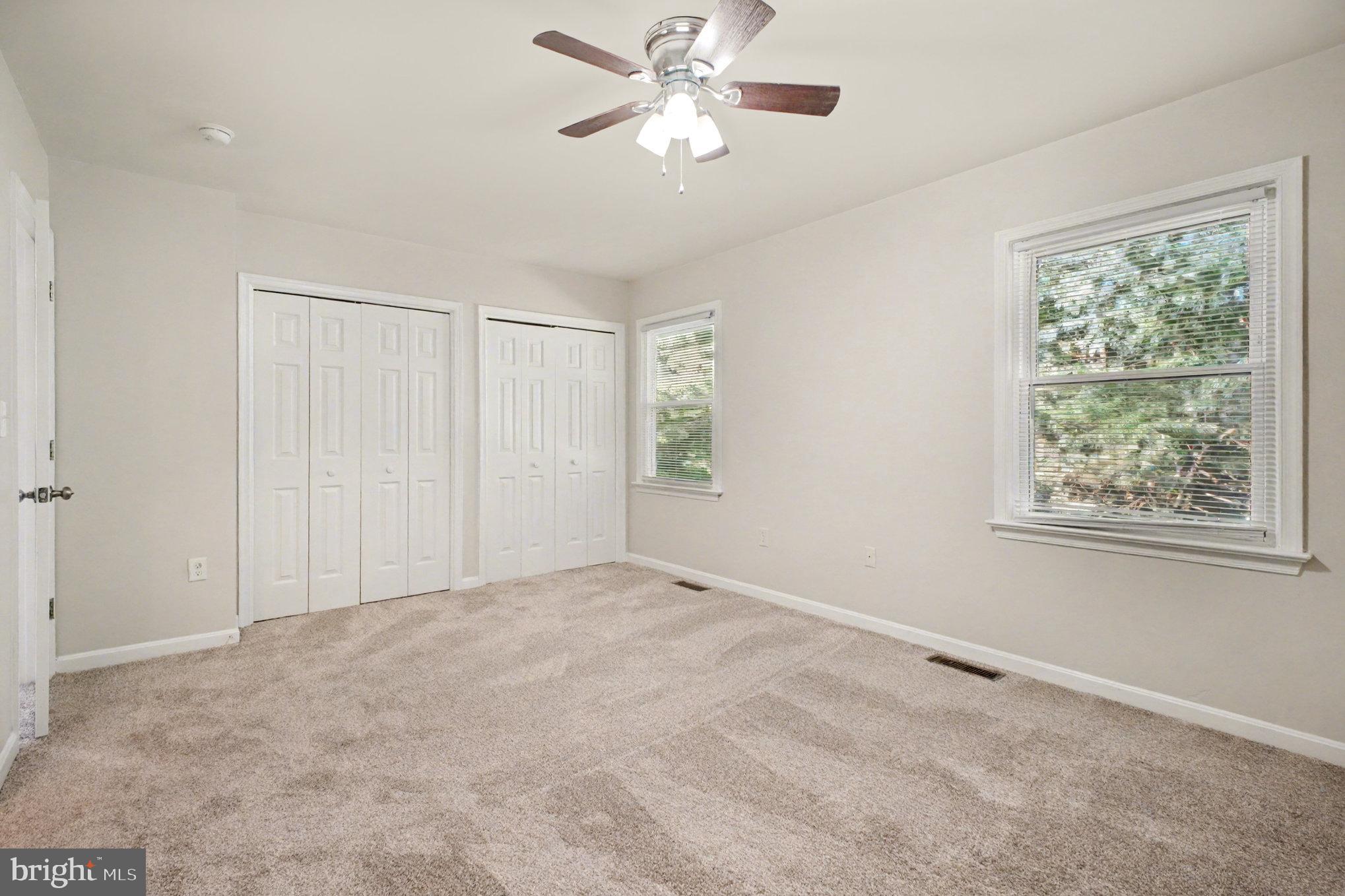 OLDE GREENWICH - Residential