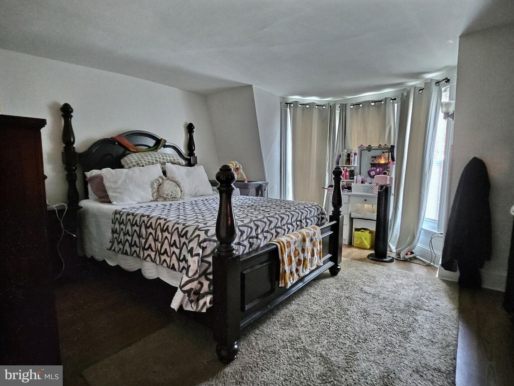 NORTHEAST READING - Residential Income