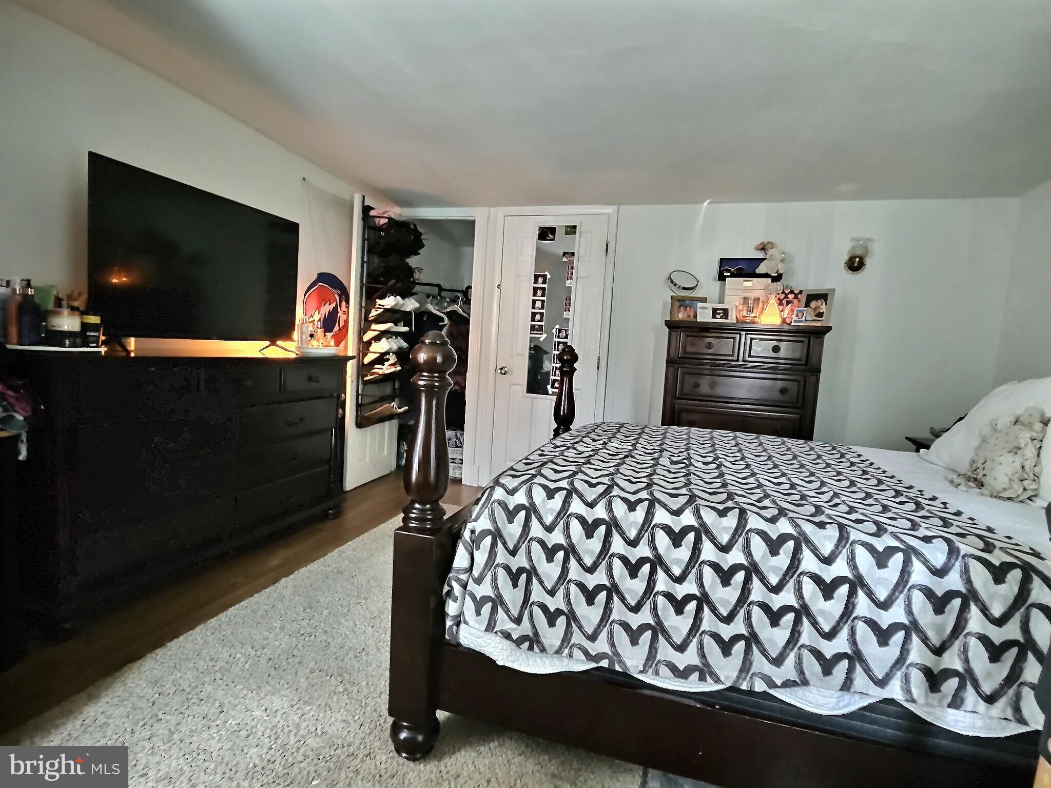 NORTHEAST READING - Residential Income