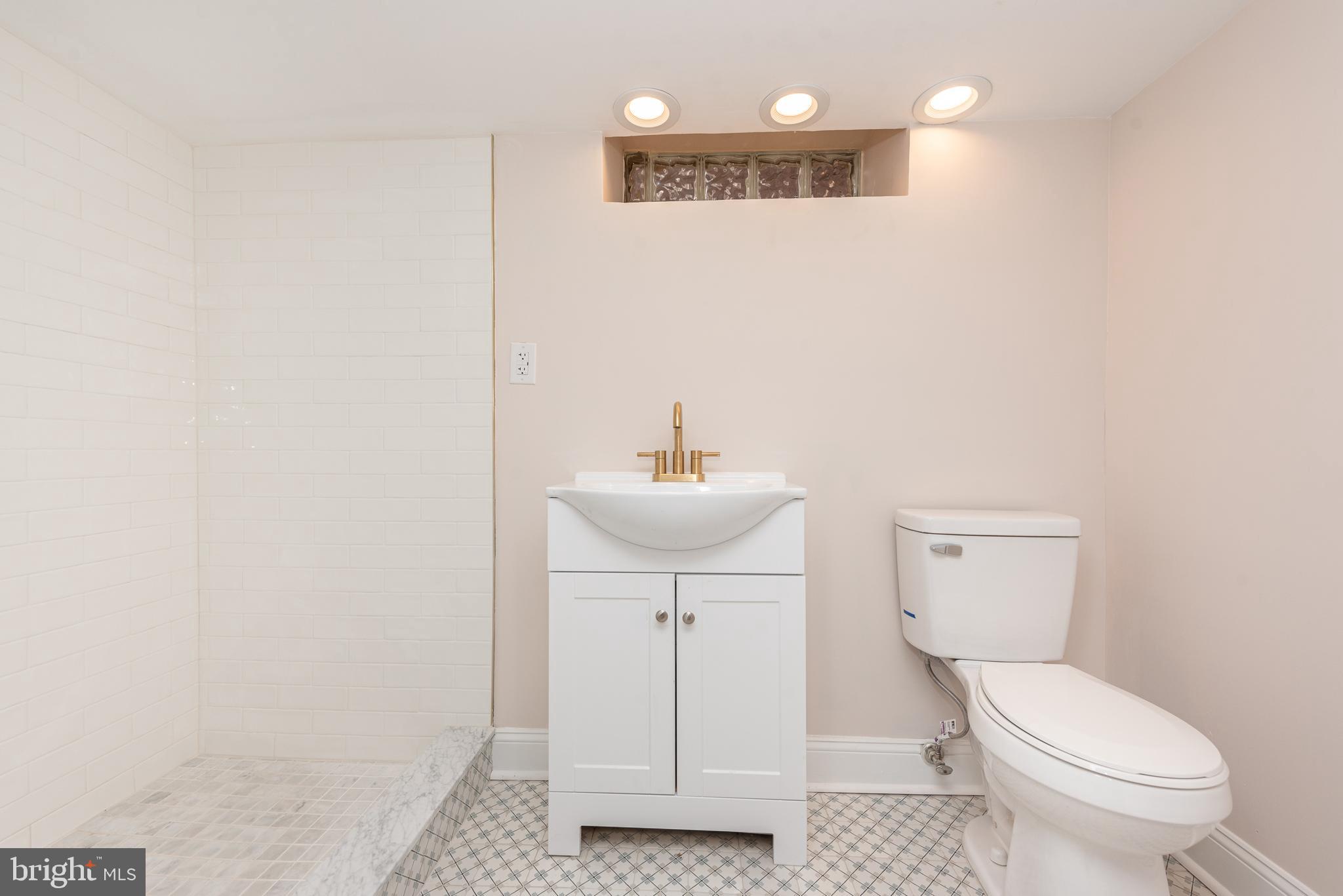 BEVERLY HILLS - Residential