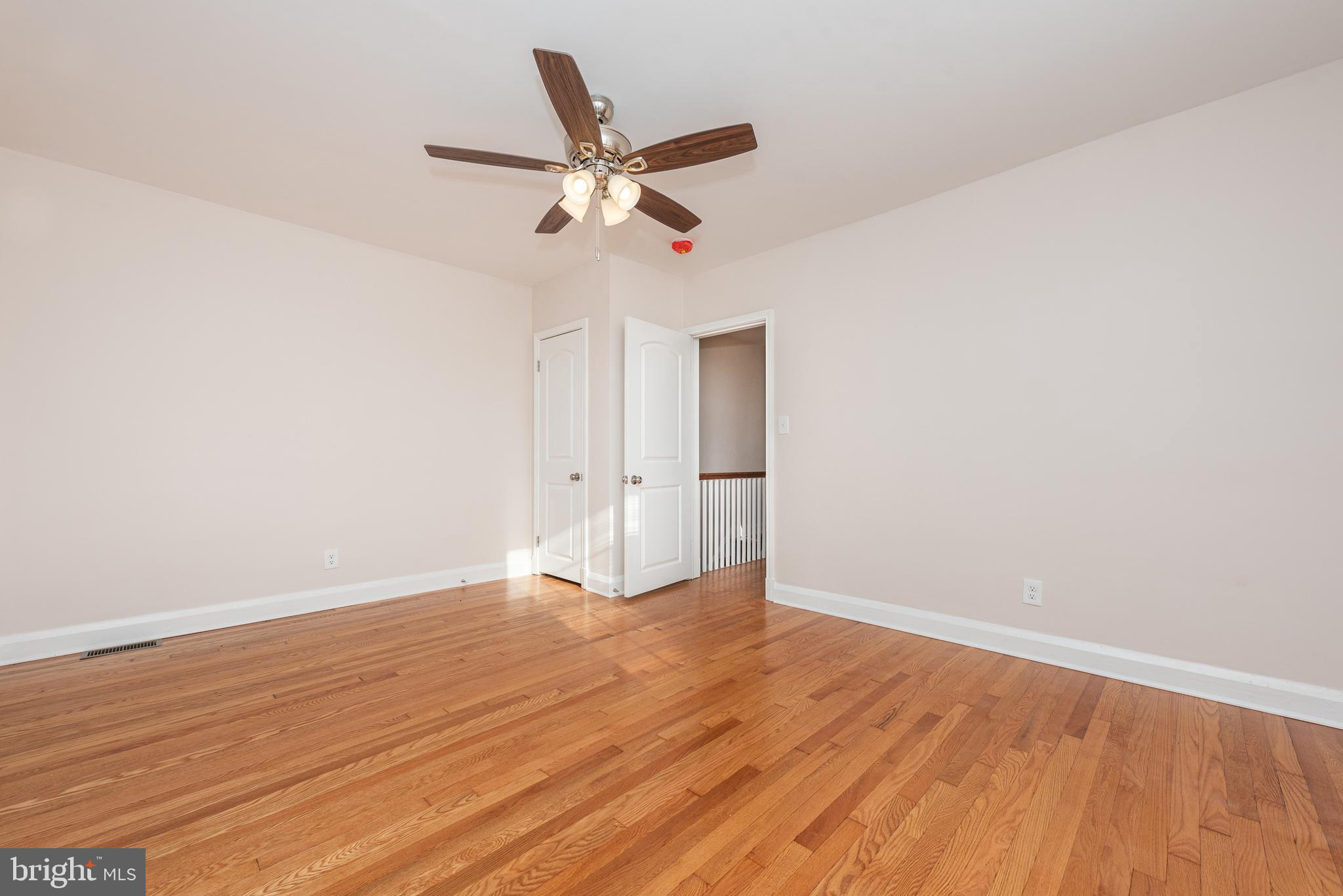 BEVERLY HILLS - Residential