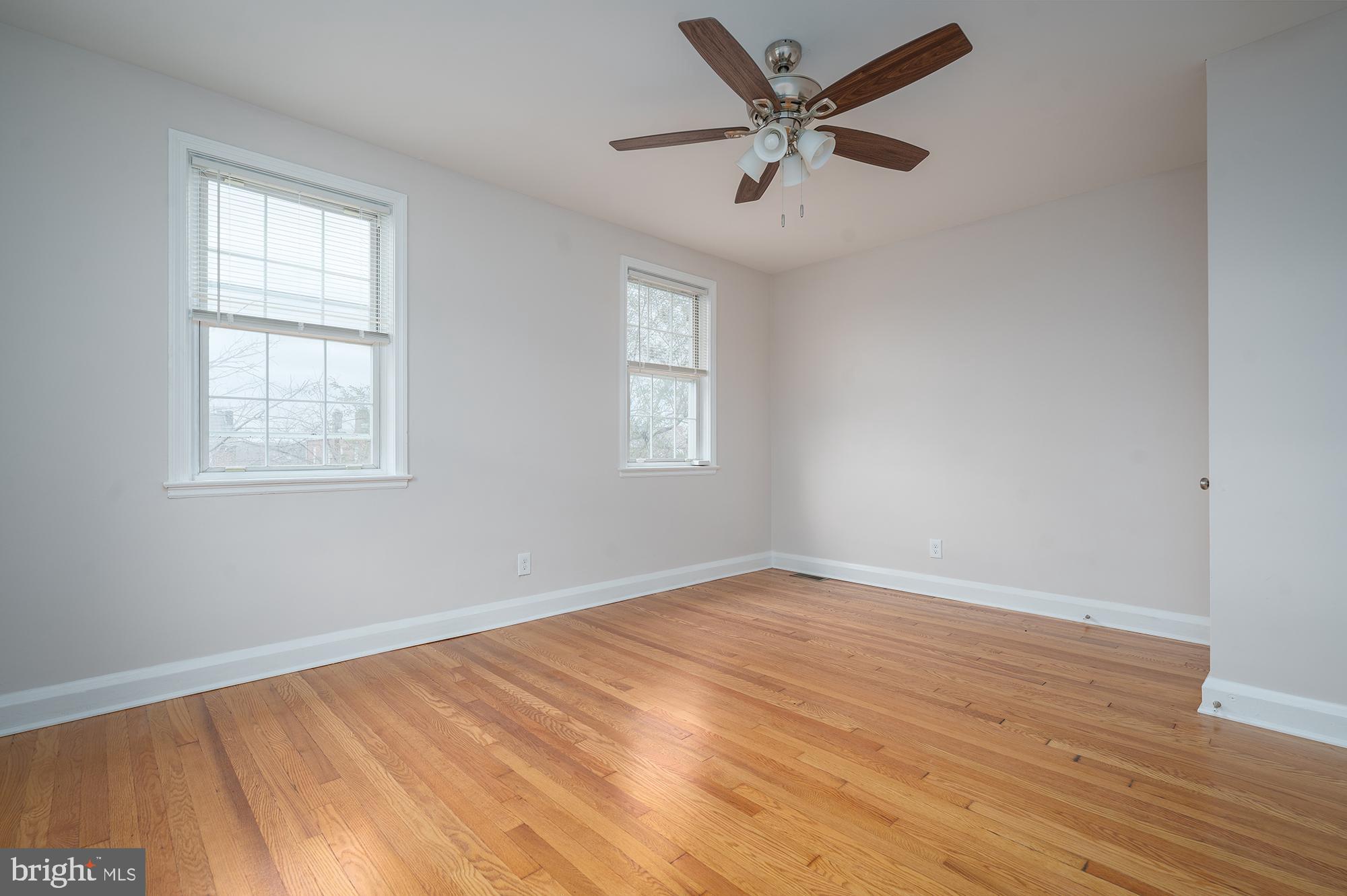 BEVERLY HILLS - Residential