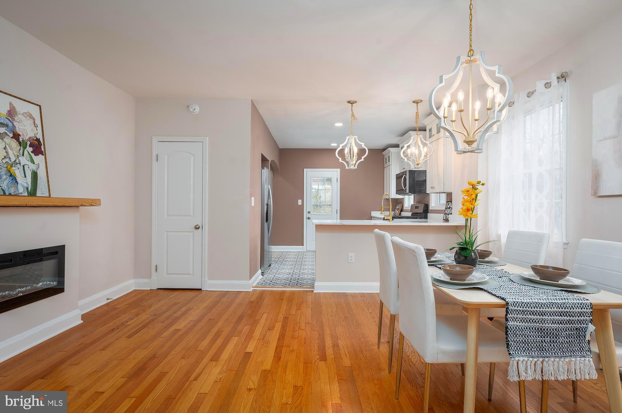 BEVERLY HILLS - Residential