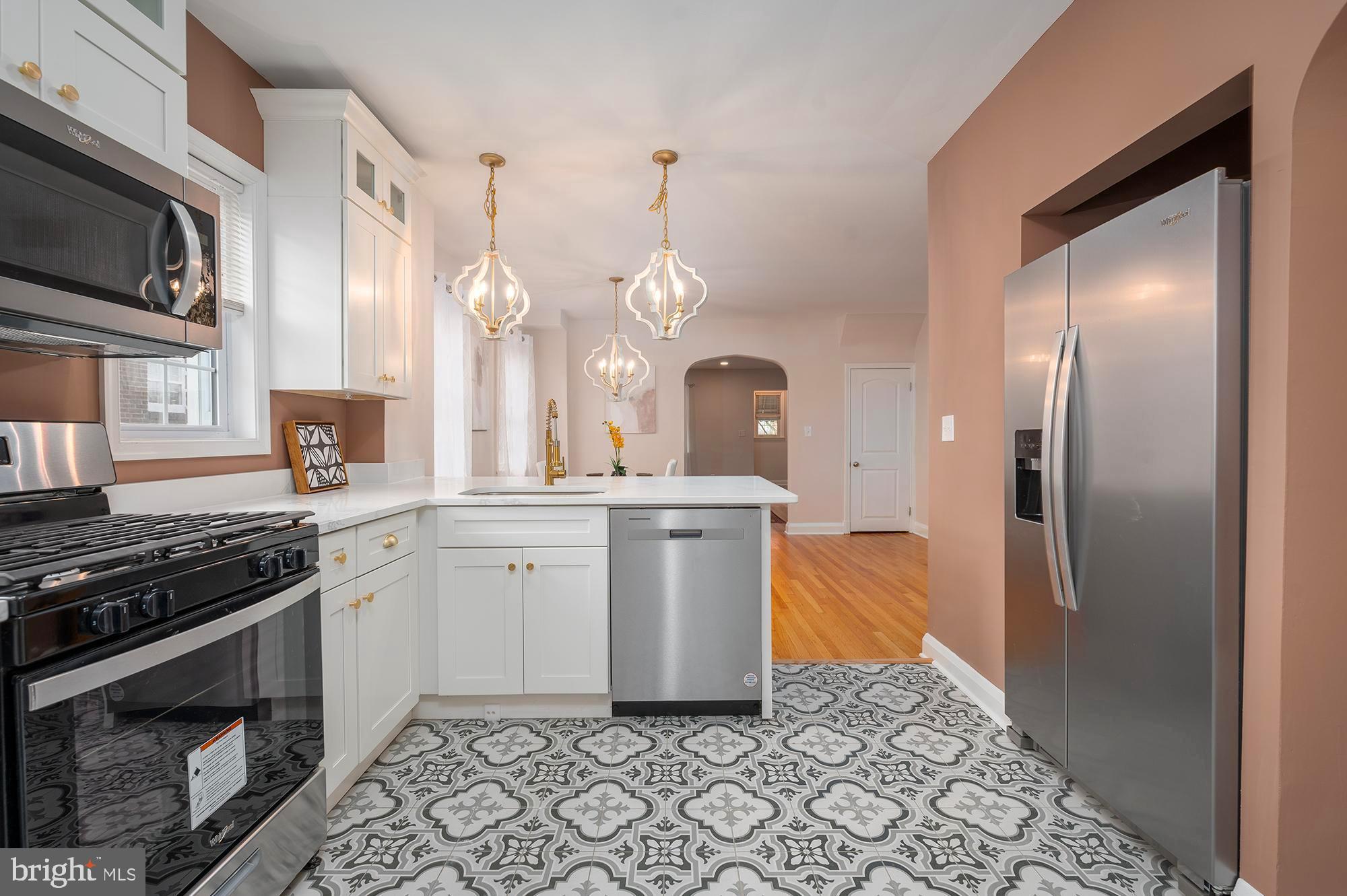 BEVERLY HILLS - Residential