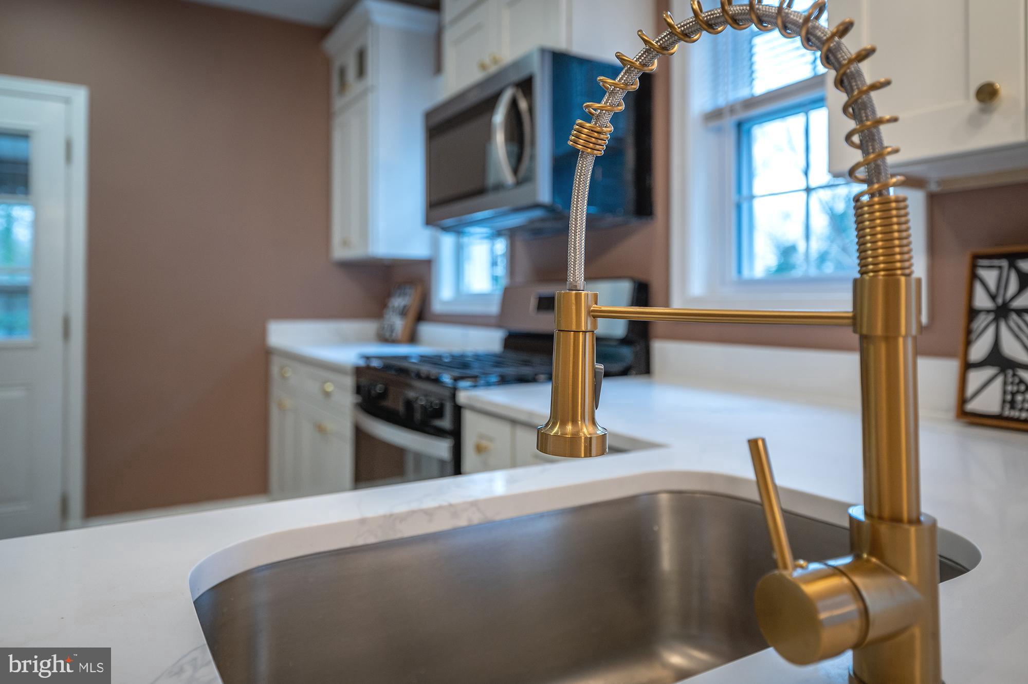 BEVERLY HILLS - Residential