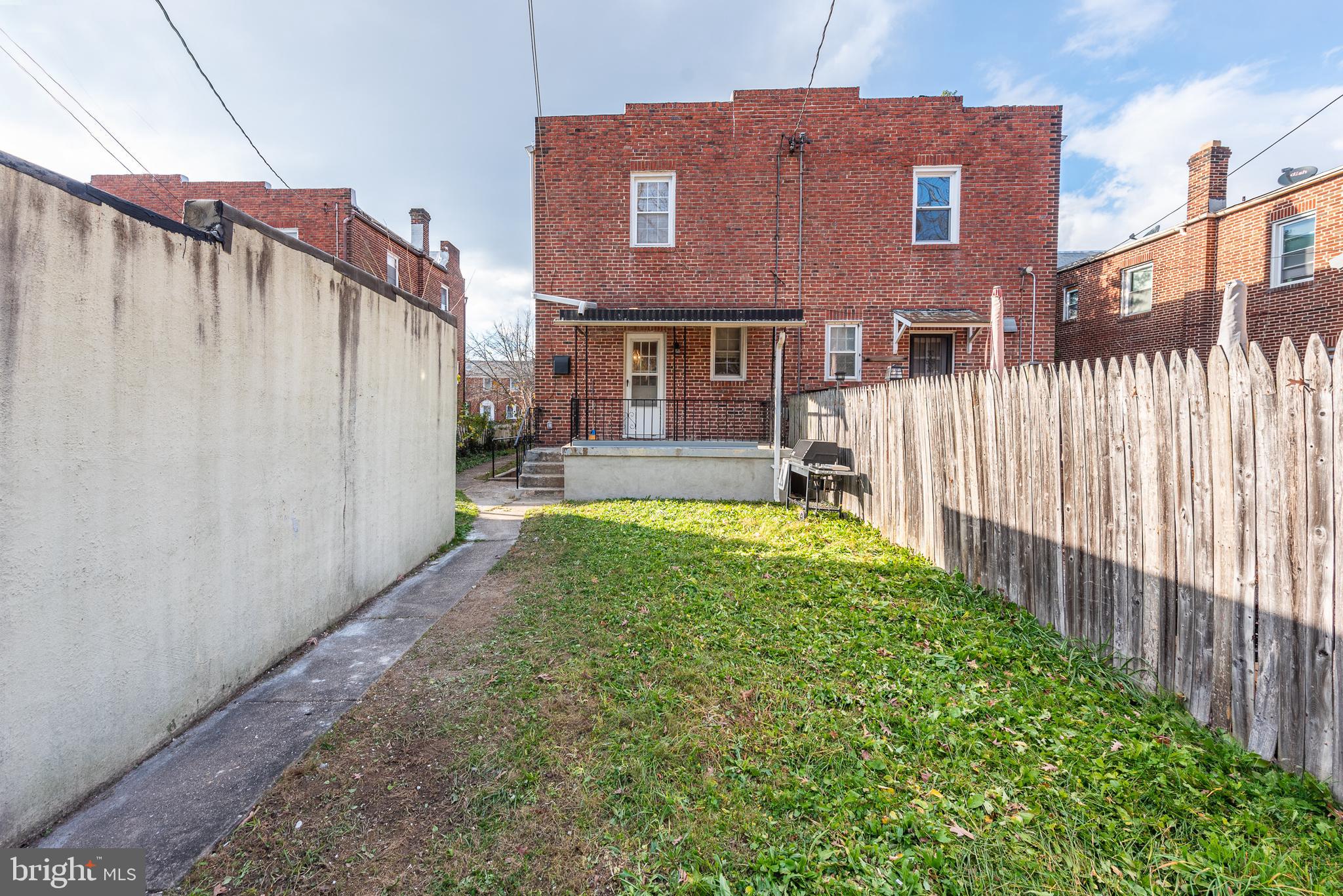 BEVERLY HILLS - Residential