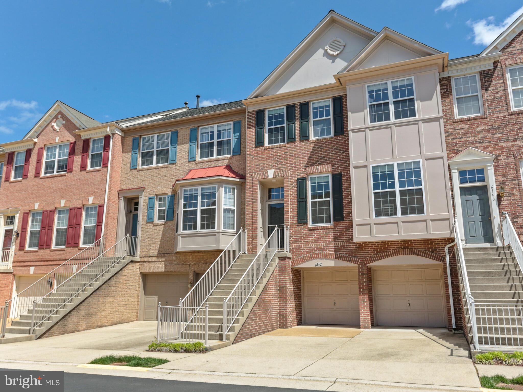 6142 MANCHESTER PARK CIRCLE