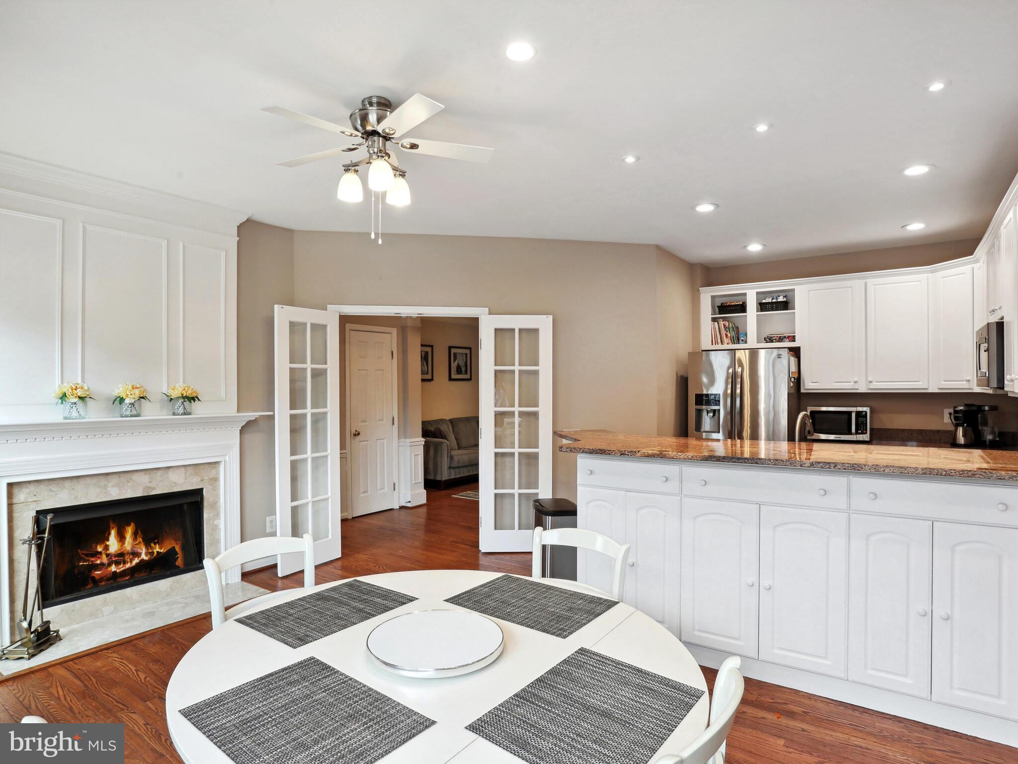 6142 MANCHESTER PARK CIRCLE