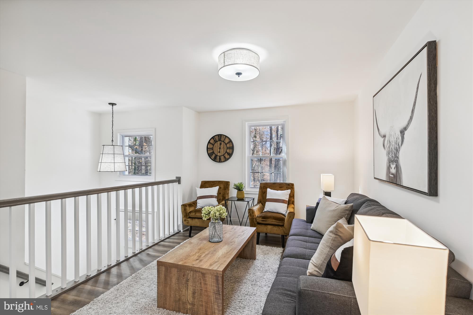 WHISPERING WOODS - Residential