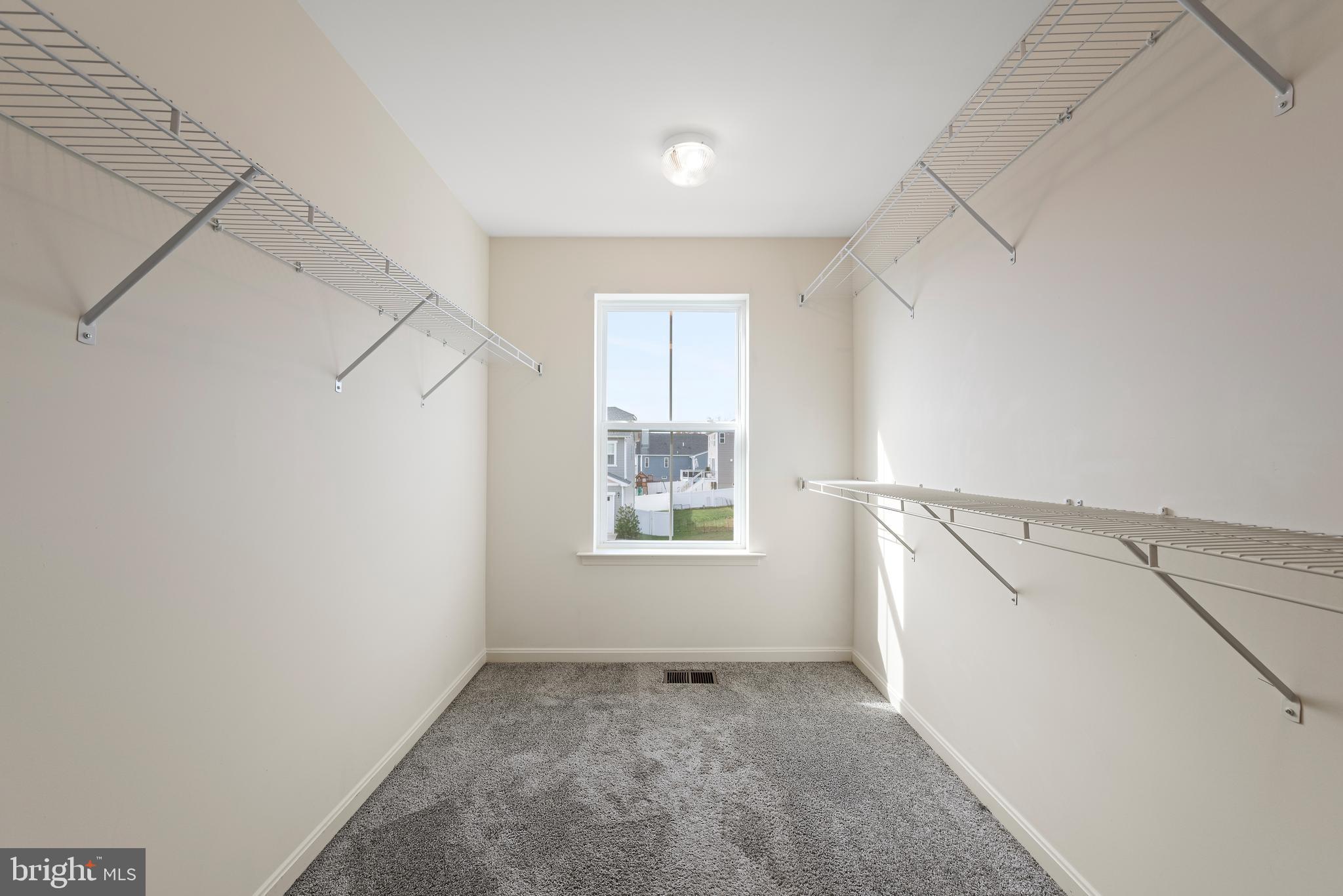 CEDAR SPRING - Residential