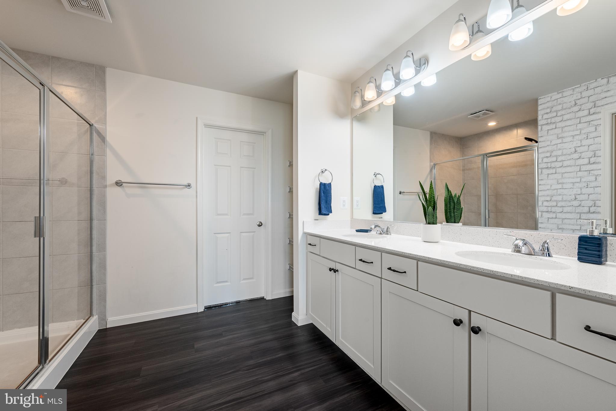 CEDAR SPRING - Residential