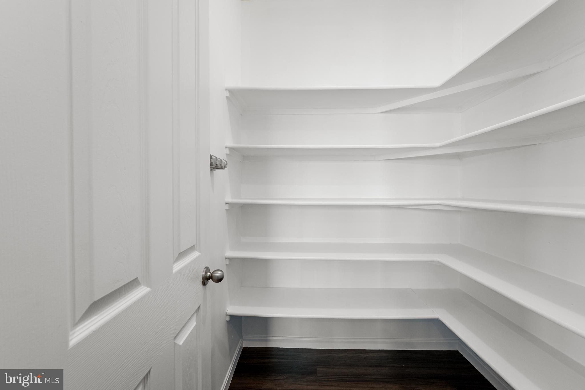 CEDAR SPRING - Residential