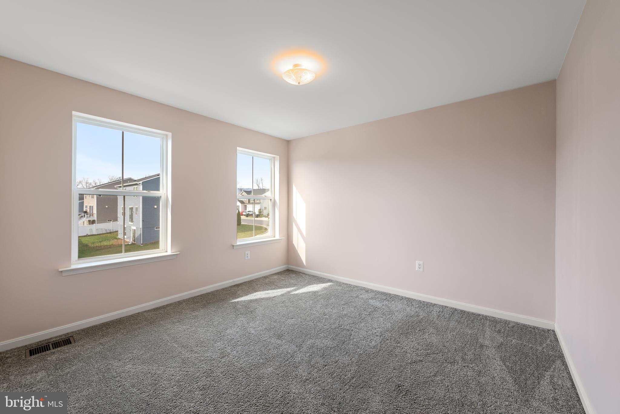 CEDAR SPRING - Residential